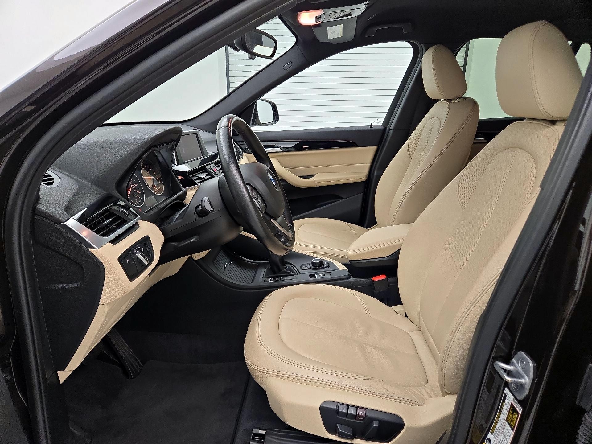 Thumbnail: 2018 BMW X1 - 11