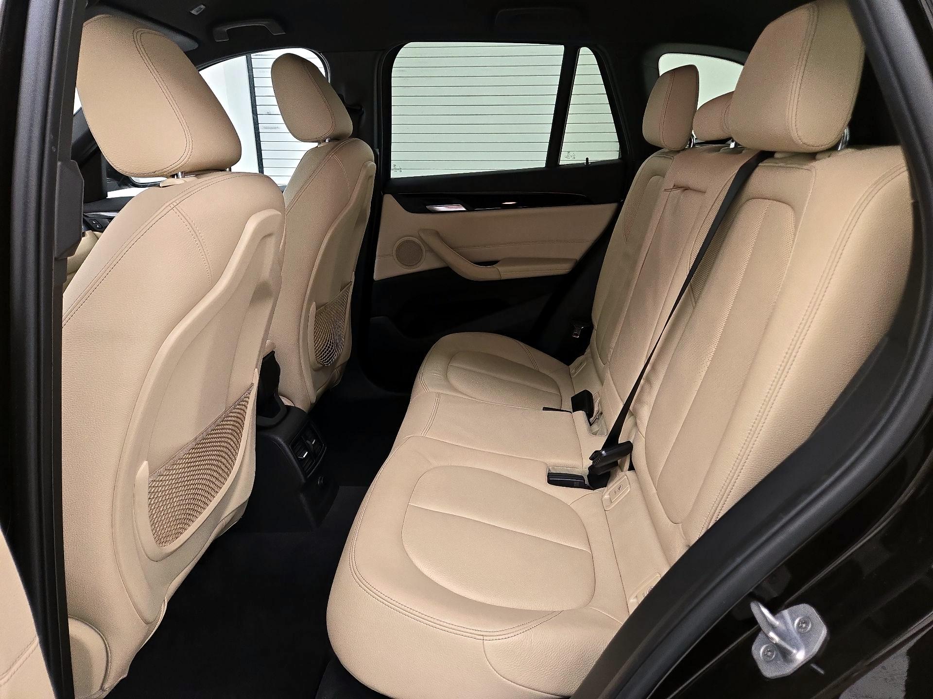 Thumbnail: 2018 BMW X1 - 18