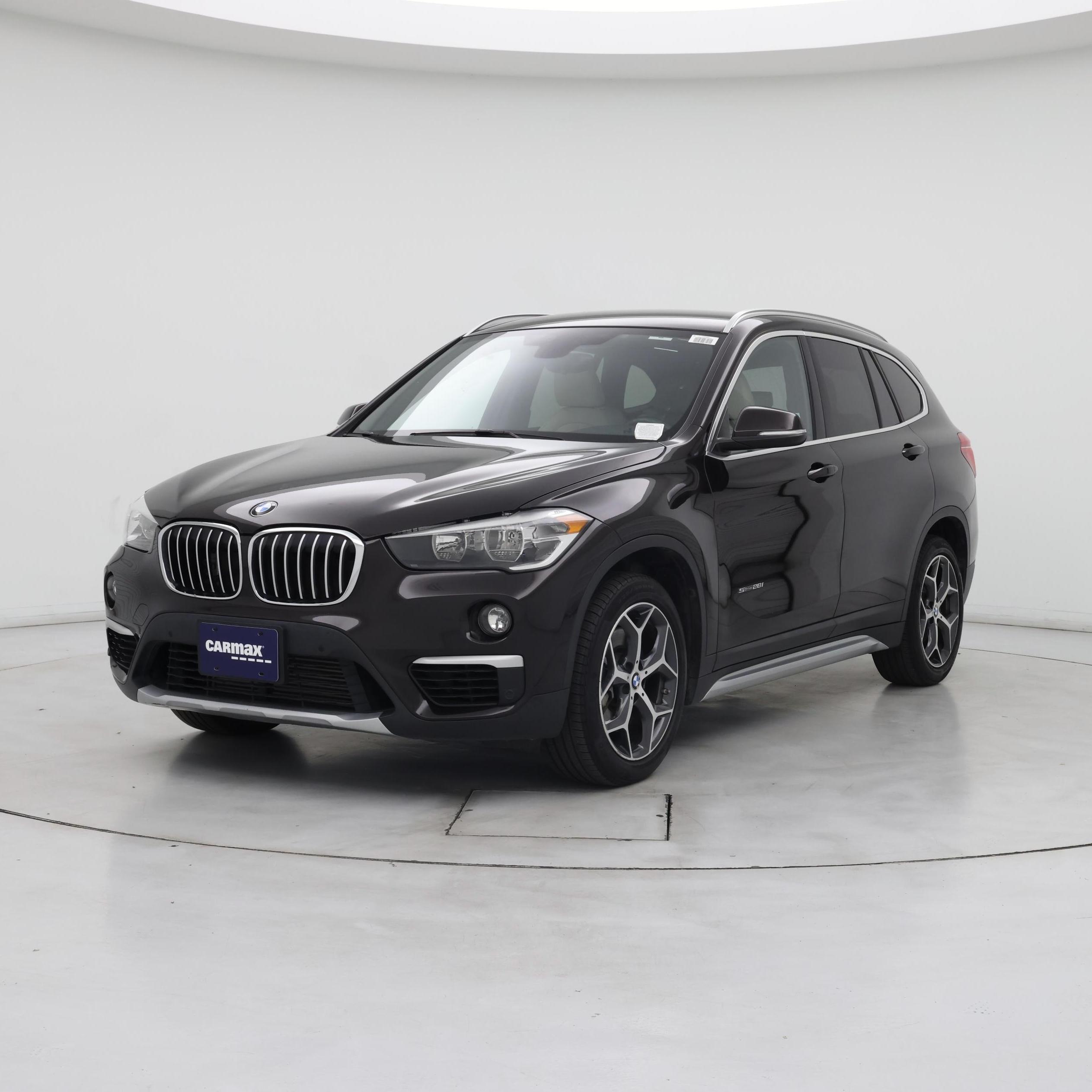 Thumbnail: 2018 BMW X1 - 4