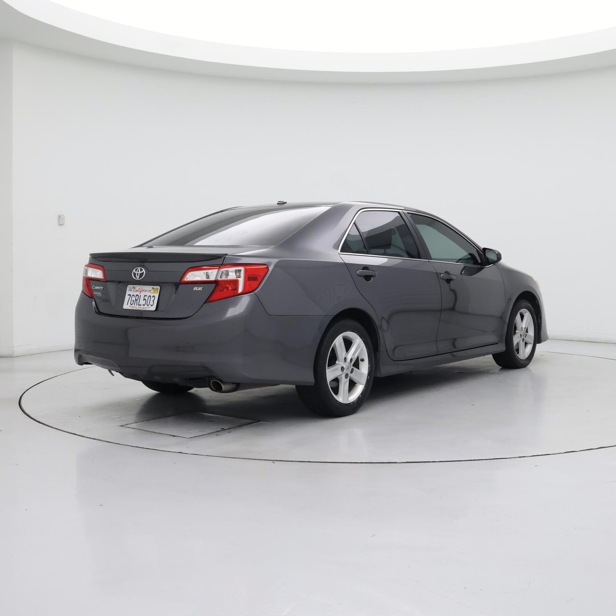 Thumbnail: 2014 Toyota Camry - 8