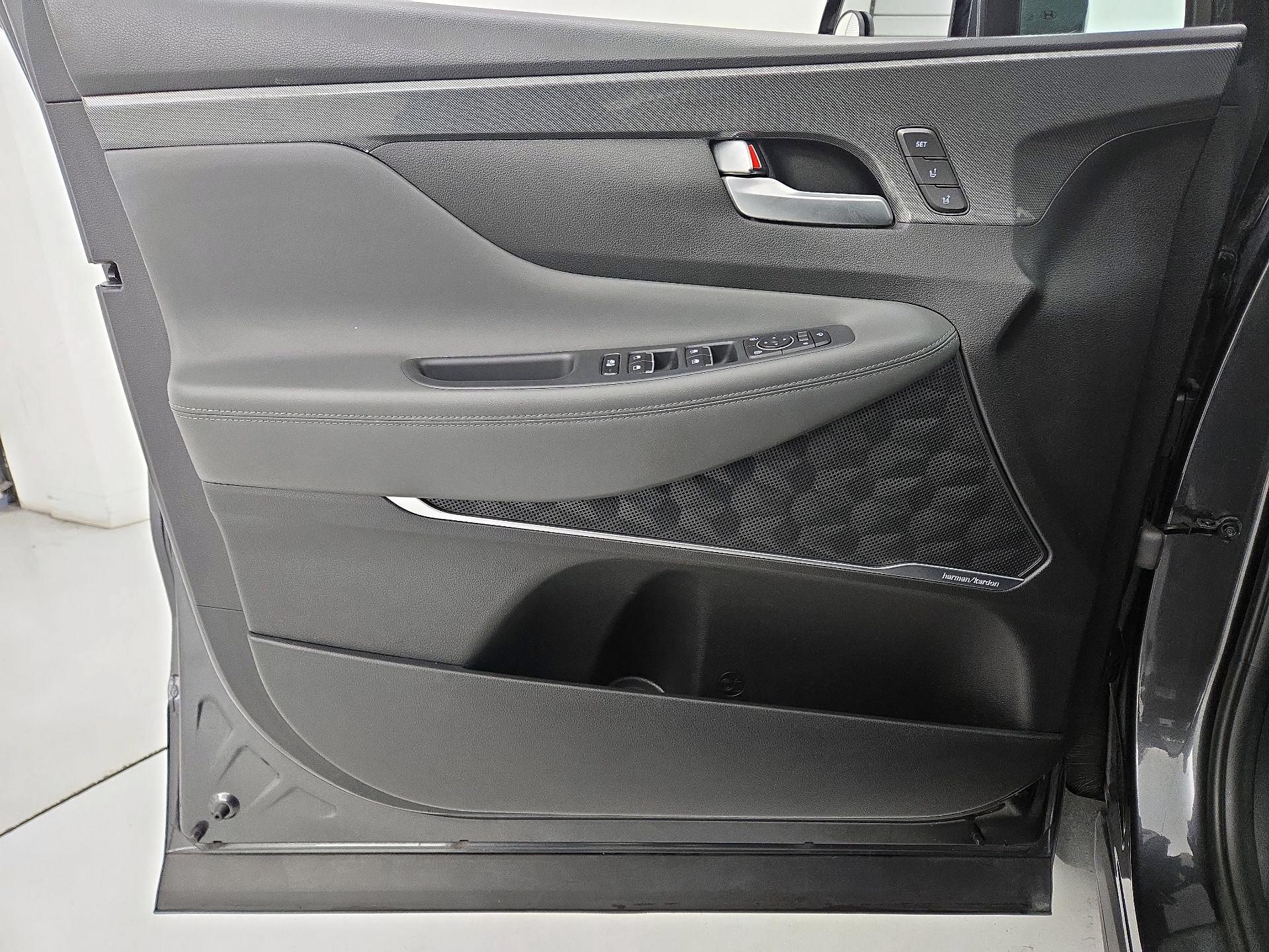 Thumbnail: 2023 Hyundai Santa Fe - 12