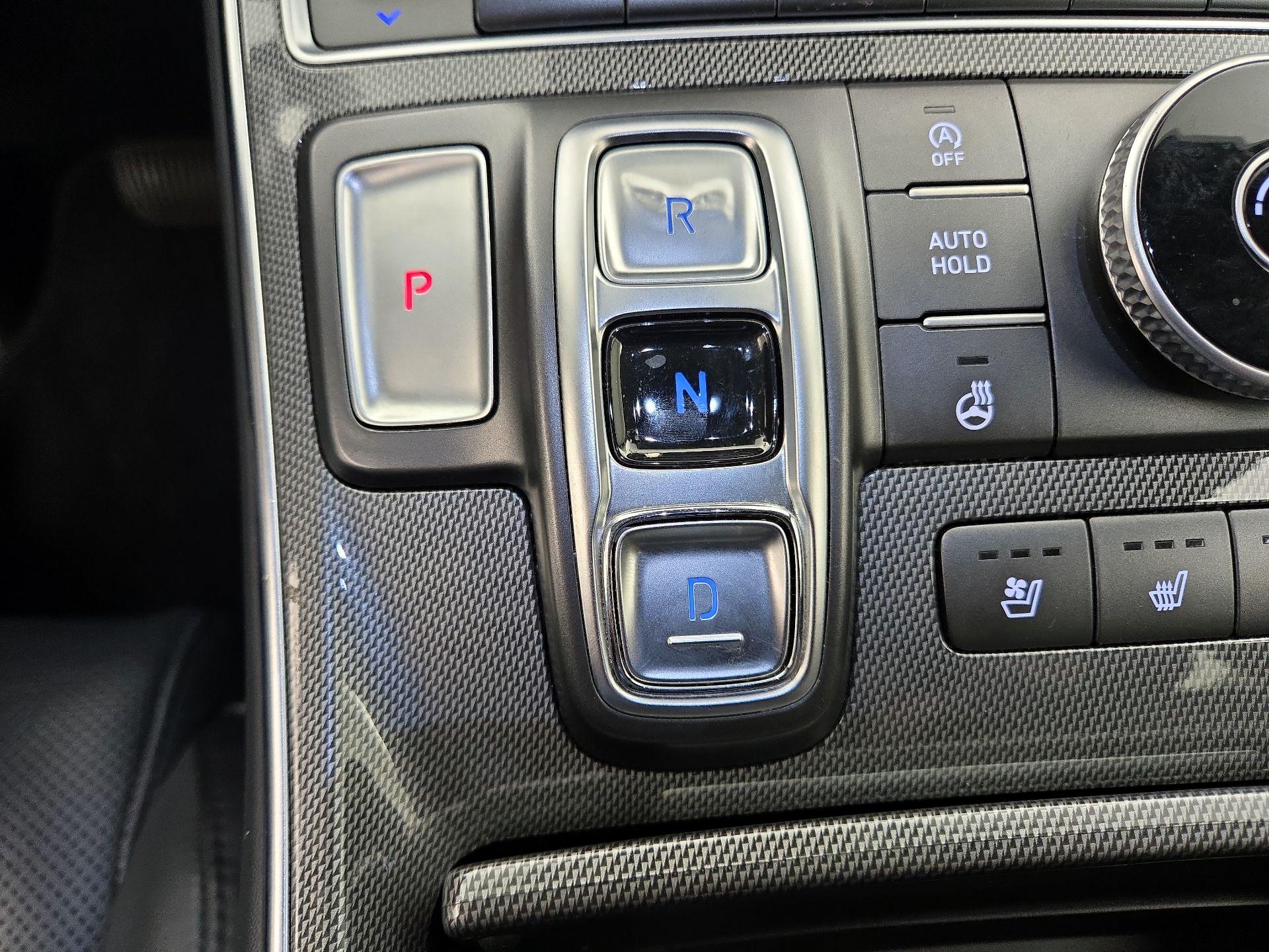 Thumbnail: 2023 Hyundai Santa Fe - 18