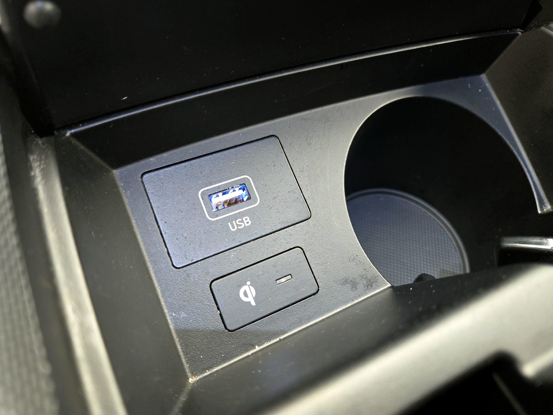 Thumbnail: 2023 Hyundai Santa Fe - 19