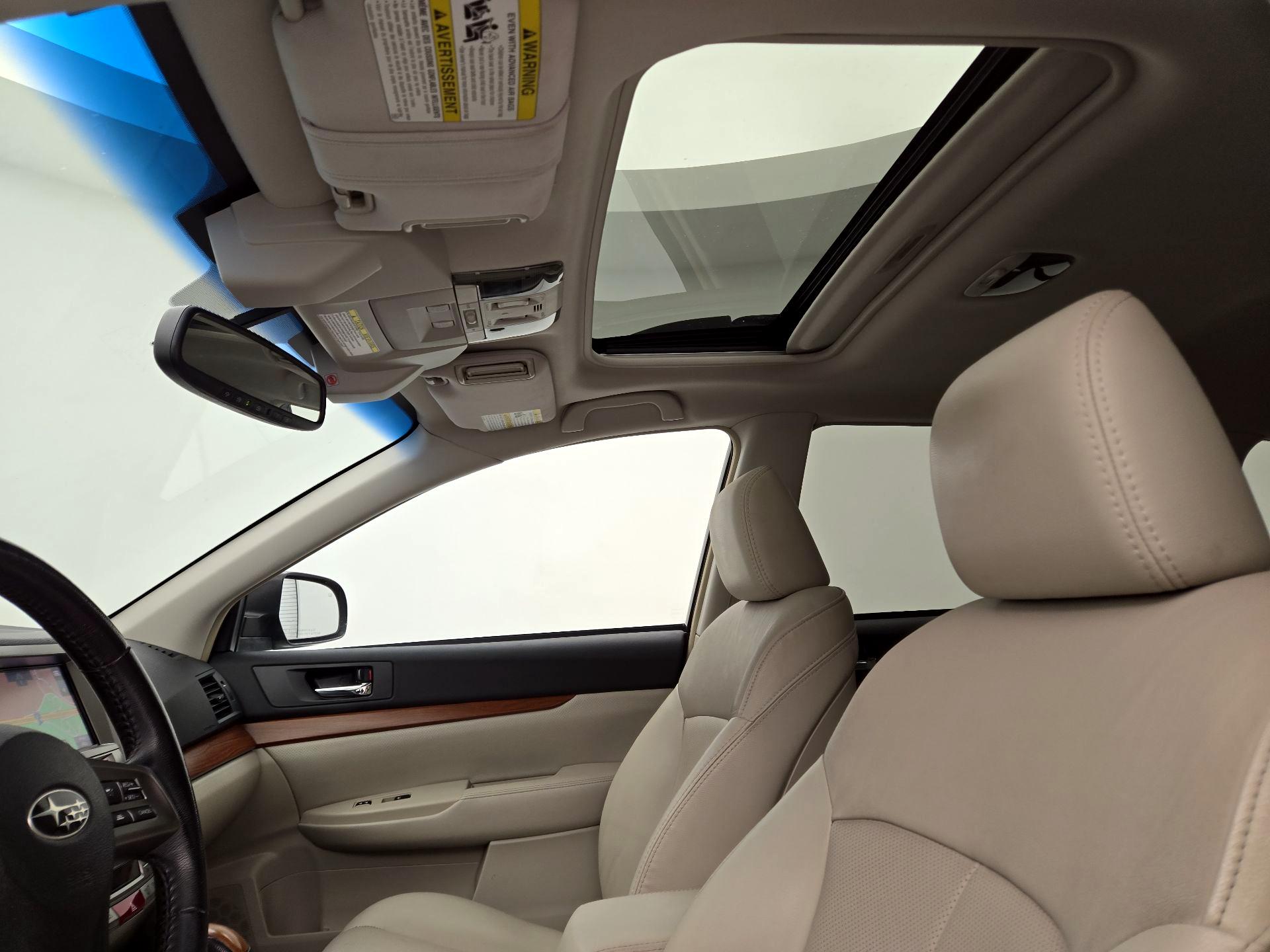 Thumbnail: 2013 Subaru Outback - 18