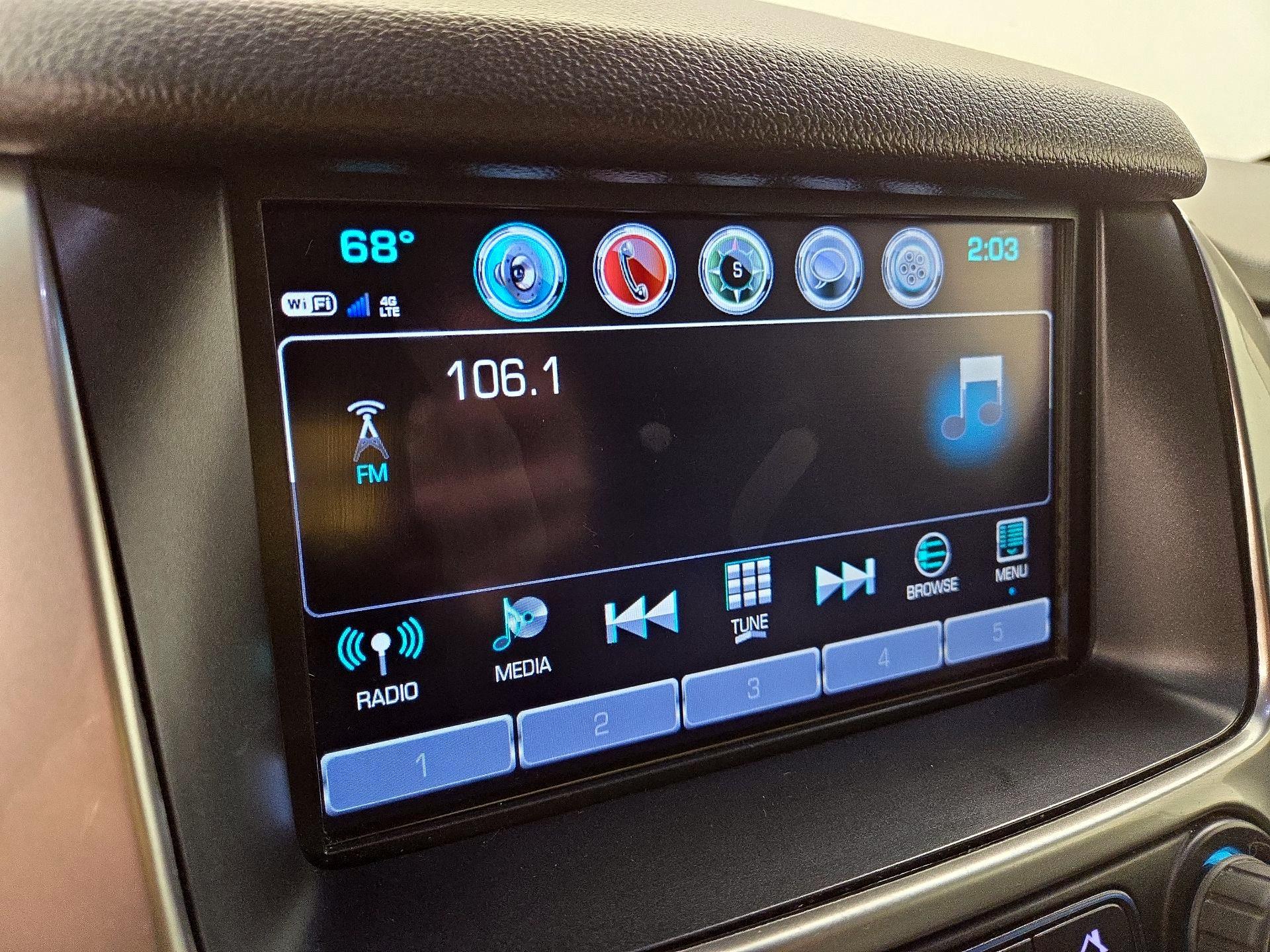 Thumbnail: 2019 Chevrolet Tahoe - 14