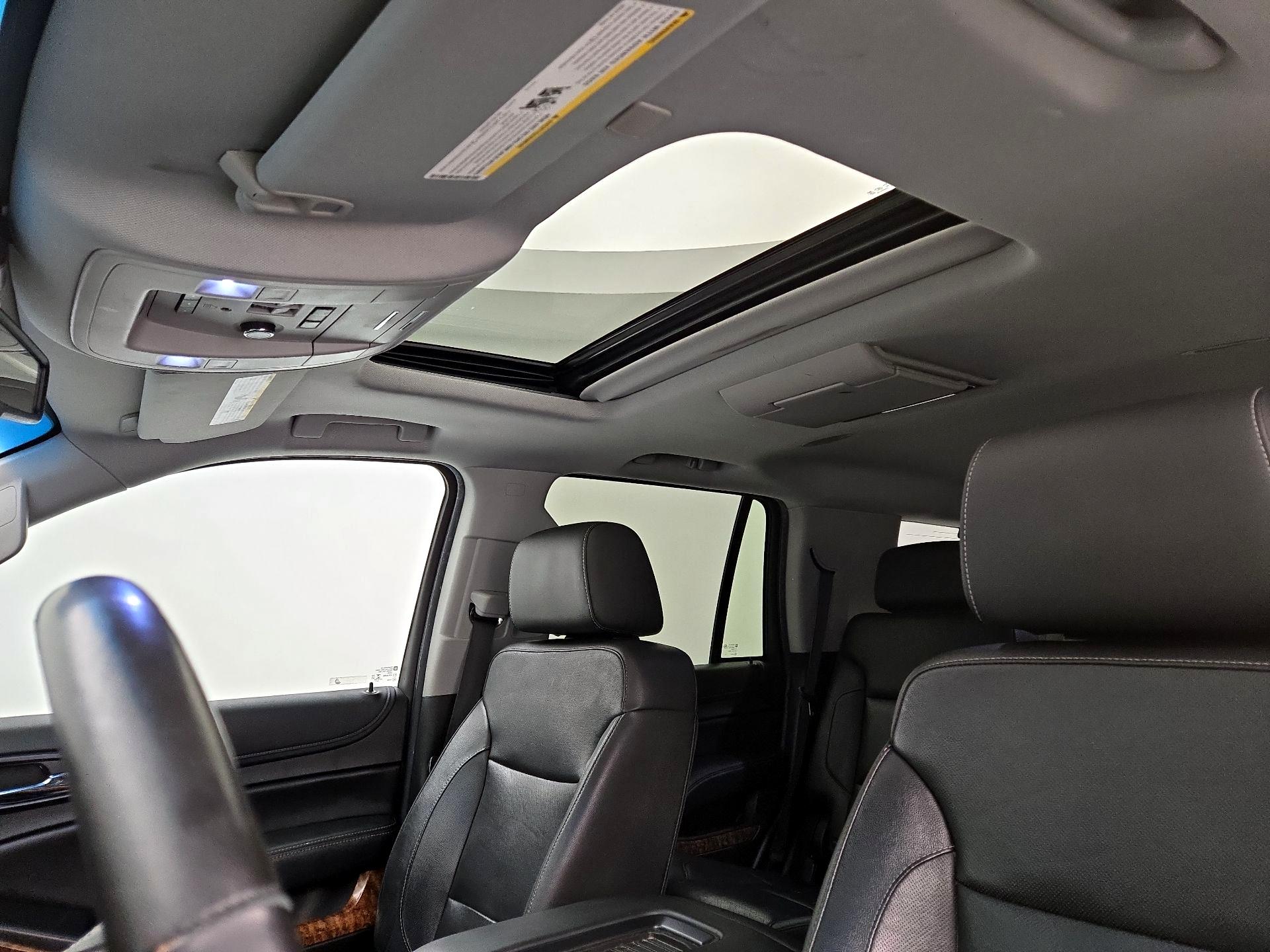 Thumbnail: 2019 Chevrolet Tahoe - 18