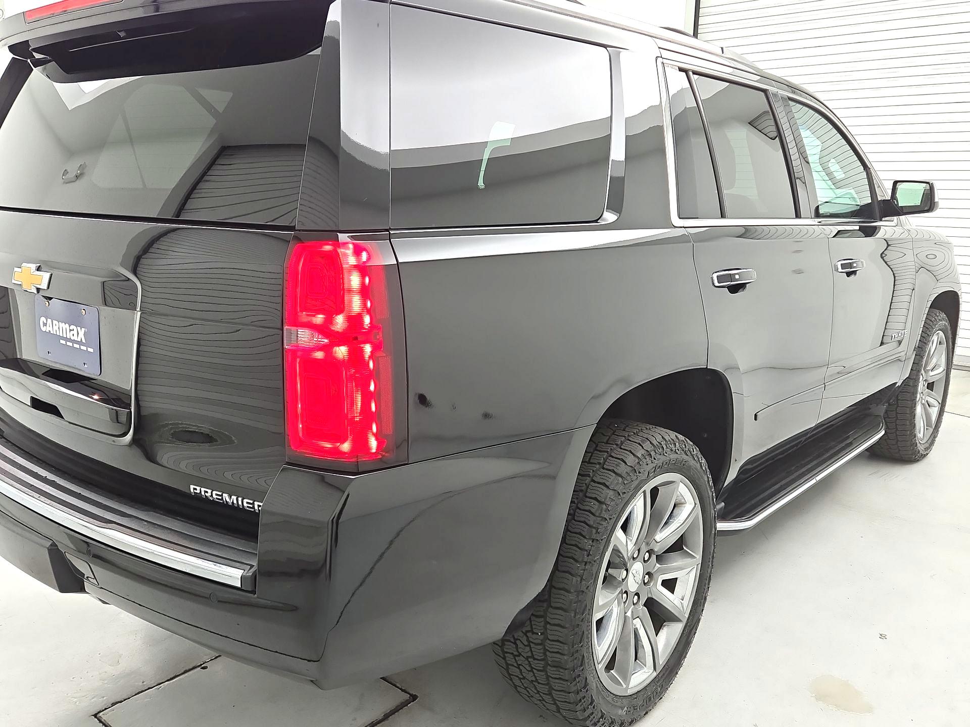 Thumbnail: 2019 Chevrolet Tahoe - 5
