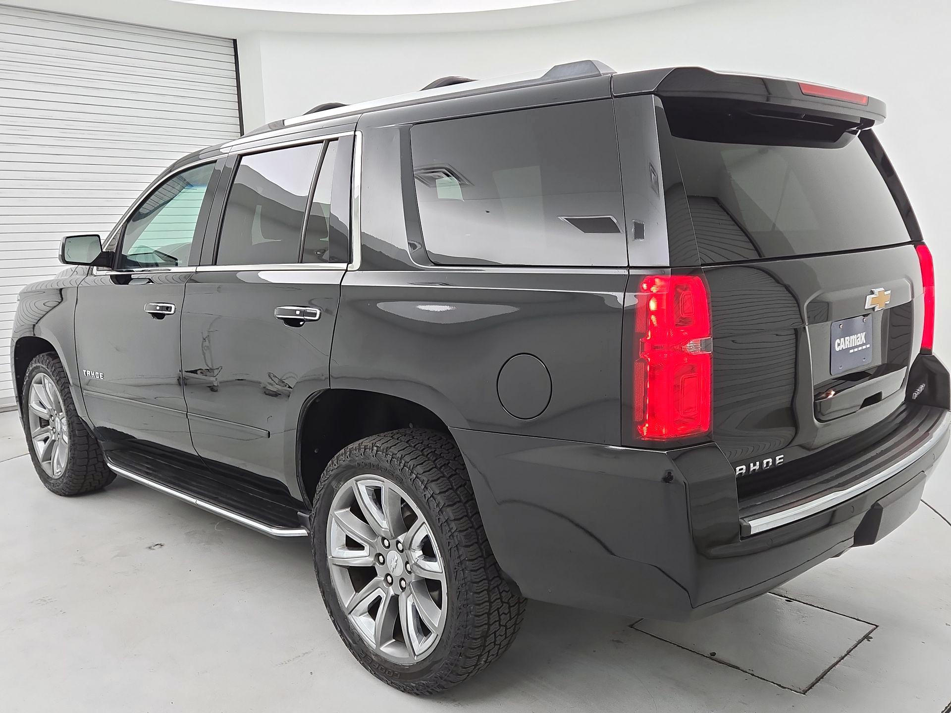 Thumbnail: 2019 Chevrolet Tahoe - 7