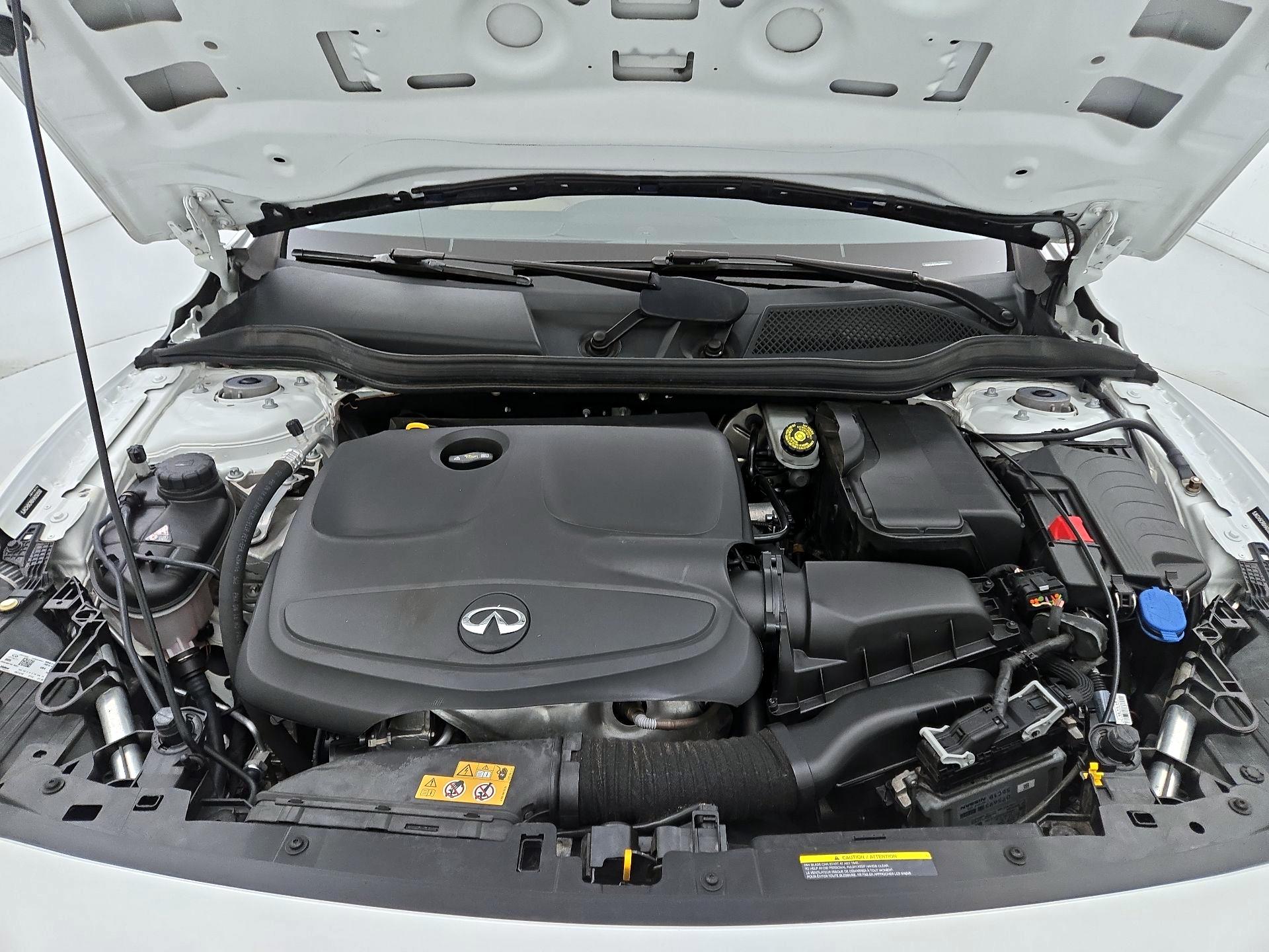 Thumbnail: 2017 INFINITI QX30 - 19