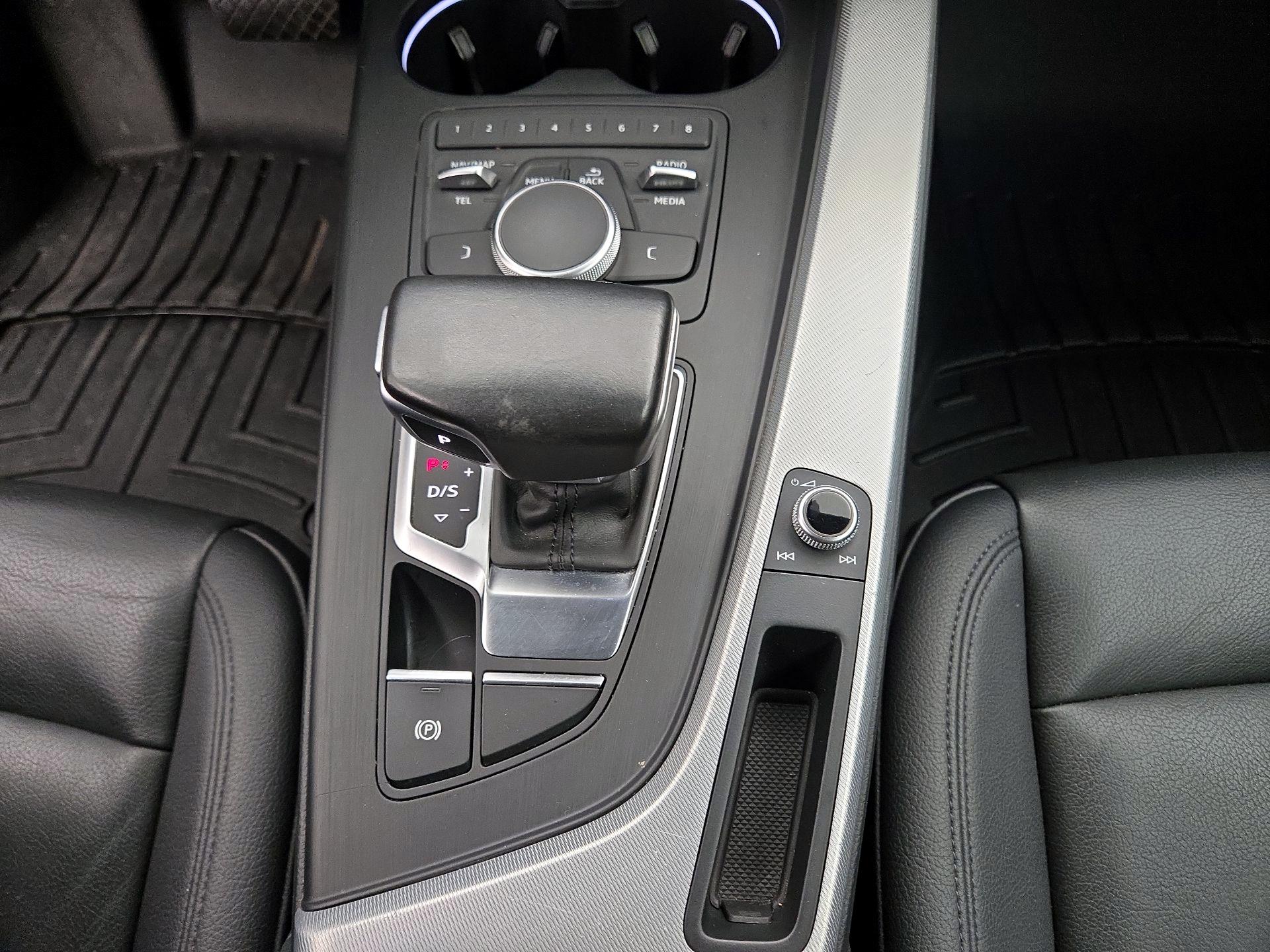 Thumbnail: 2017 Audi A4 - 17