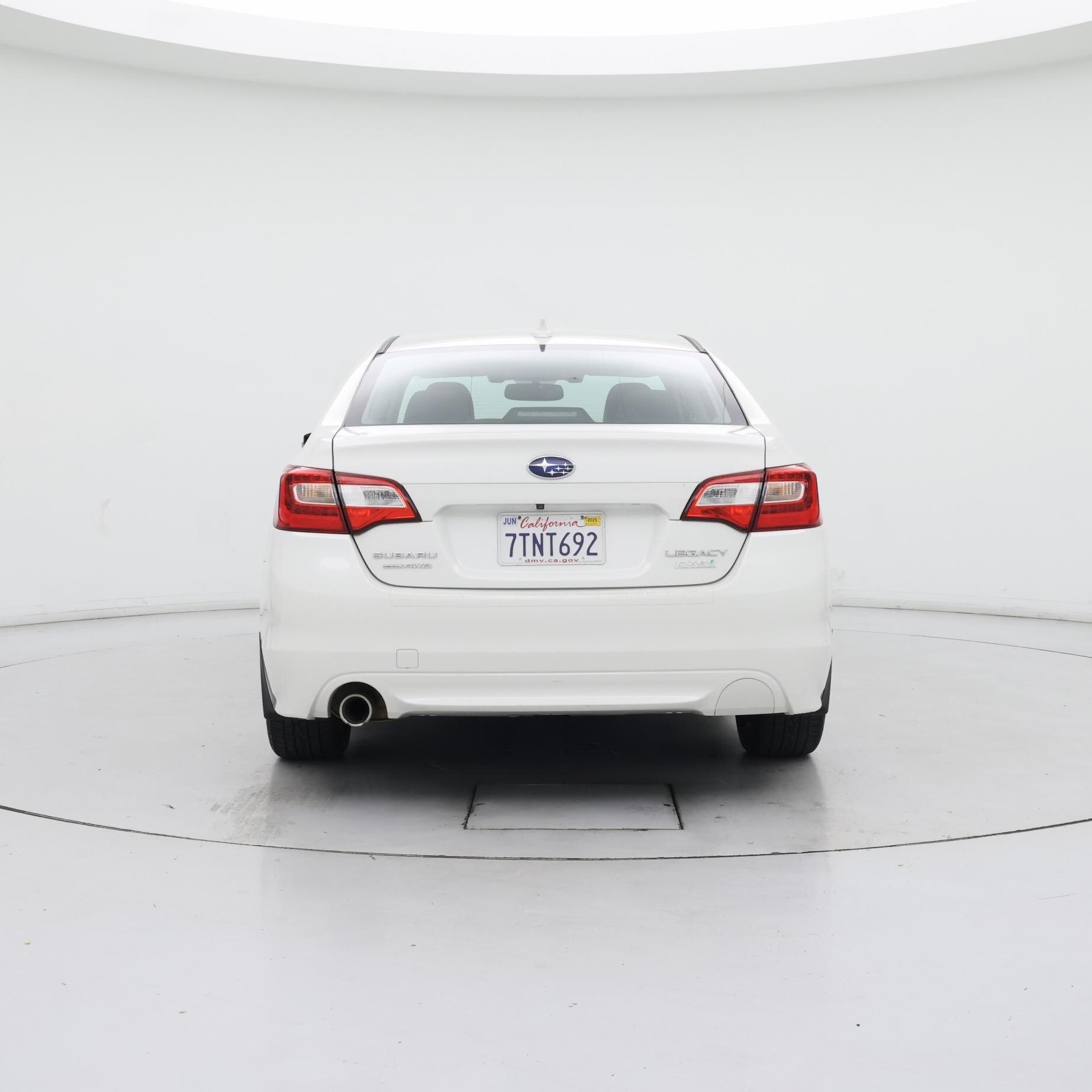 Thumbnail: 2016 Subaru Legacy - 6