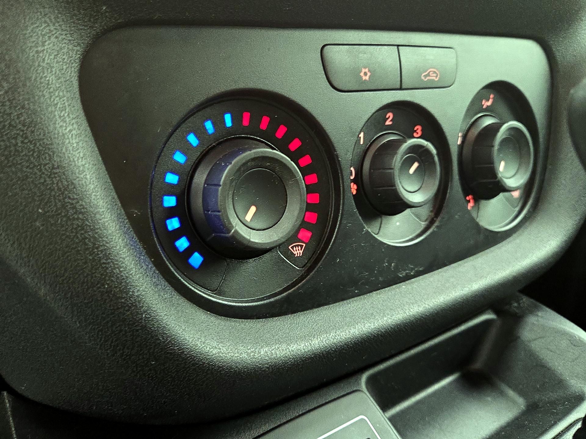 Thumbnail: 2018 RAM ProMaster City - 16
