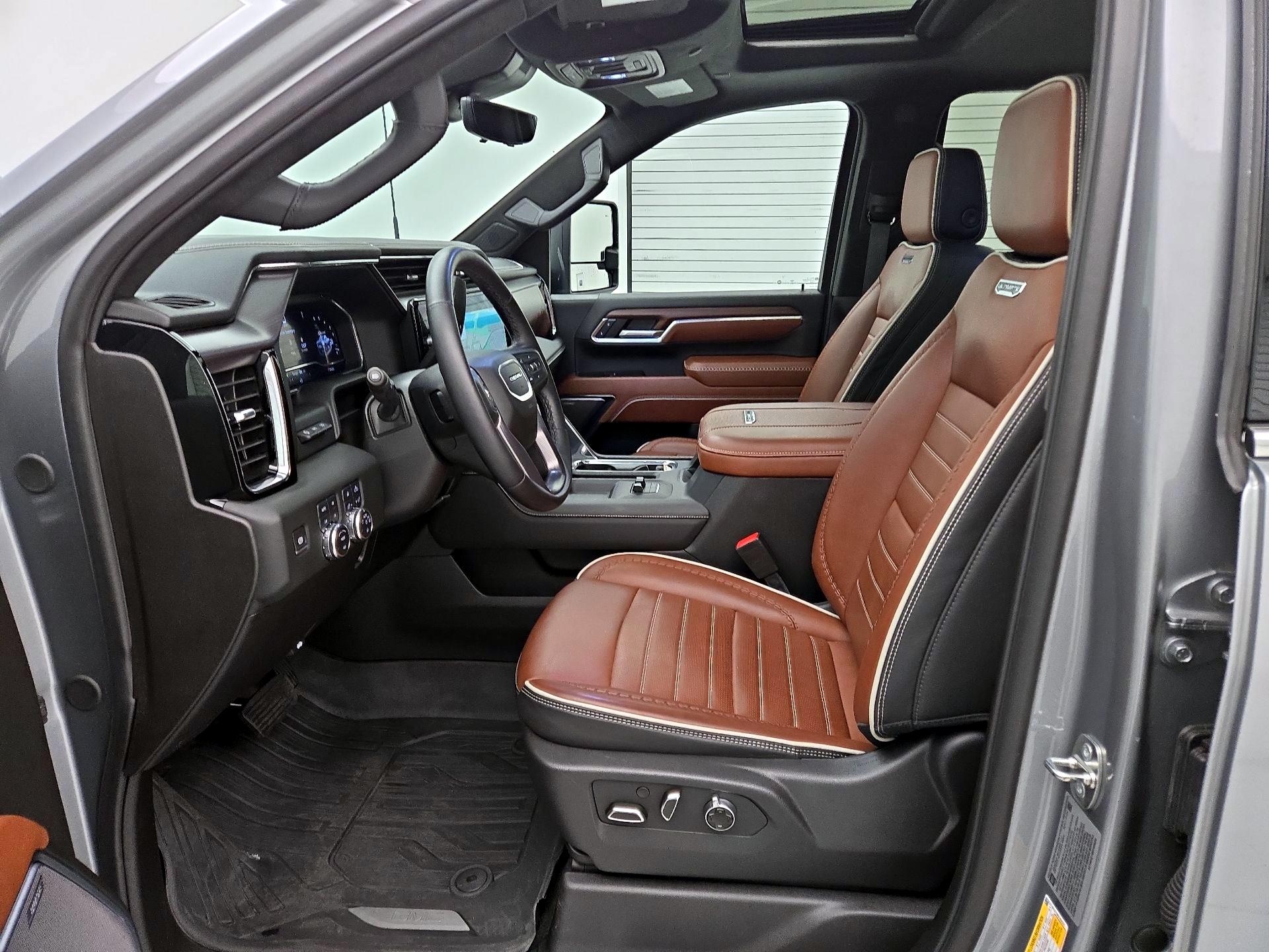 Thumbnail: 2024 GMC Sierra 2500 - 11