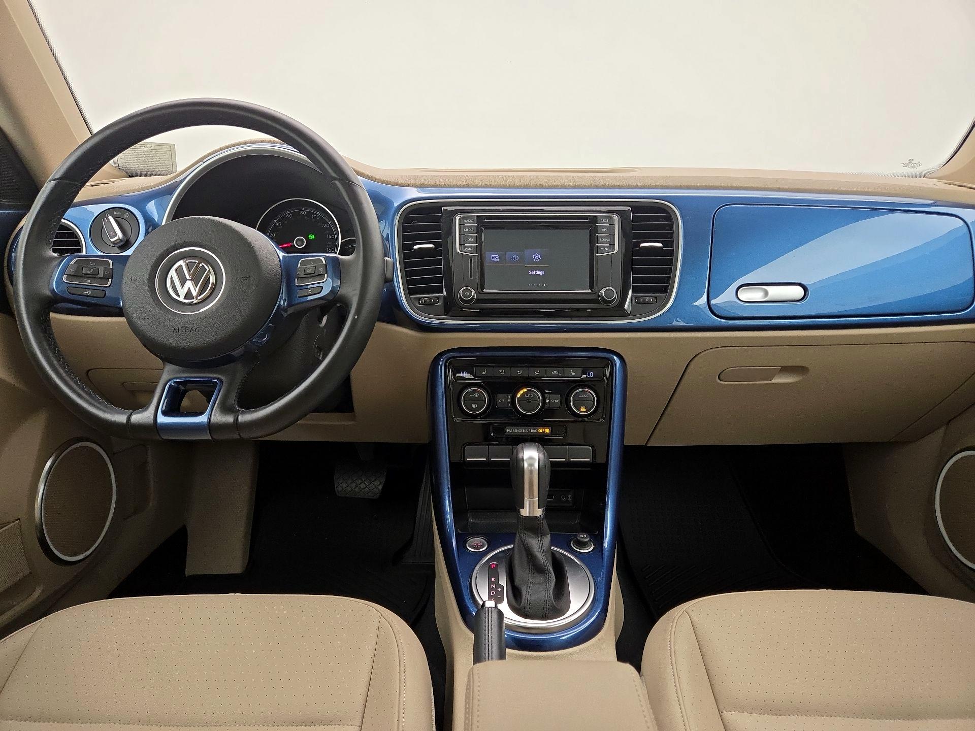 Thumbnail: 2019 Volkswagen Beetle - 9