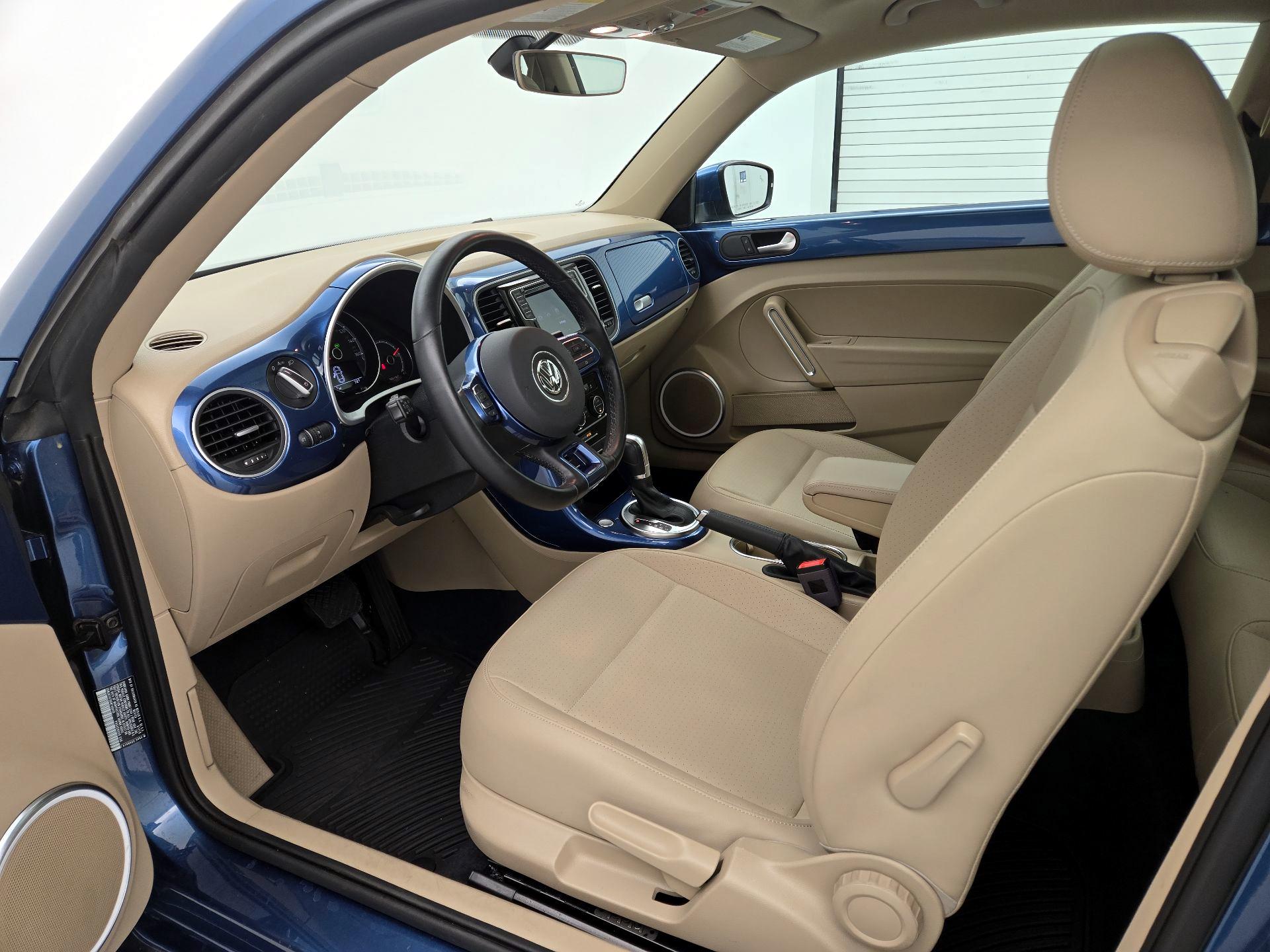 Thumbnail: 2019 Volkswagen Beetle - 11