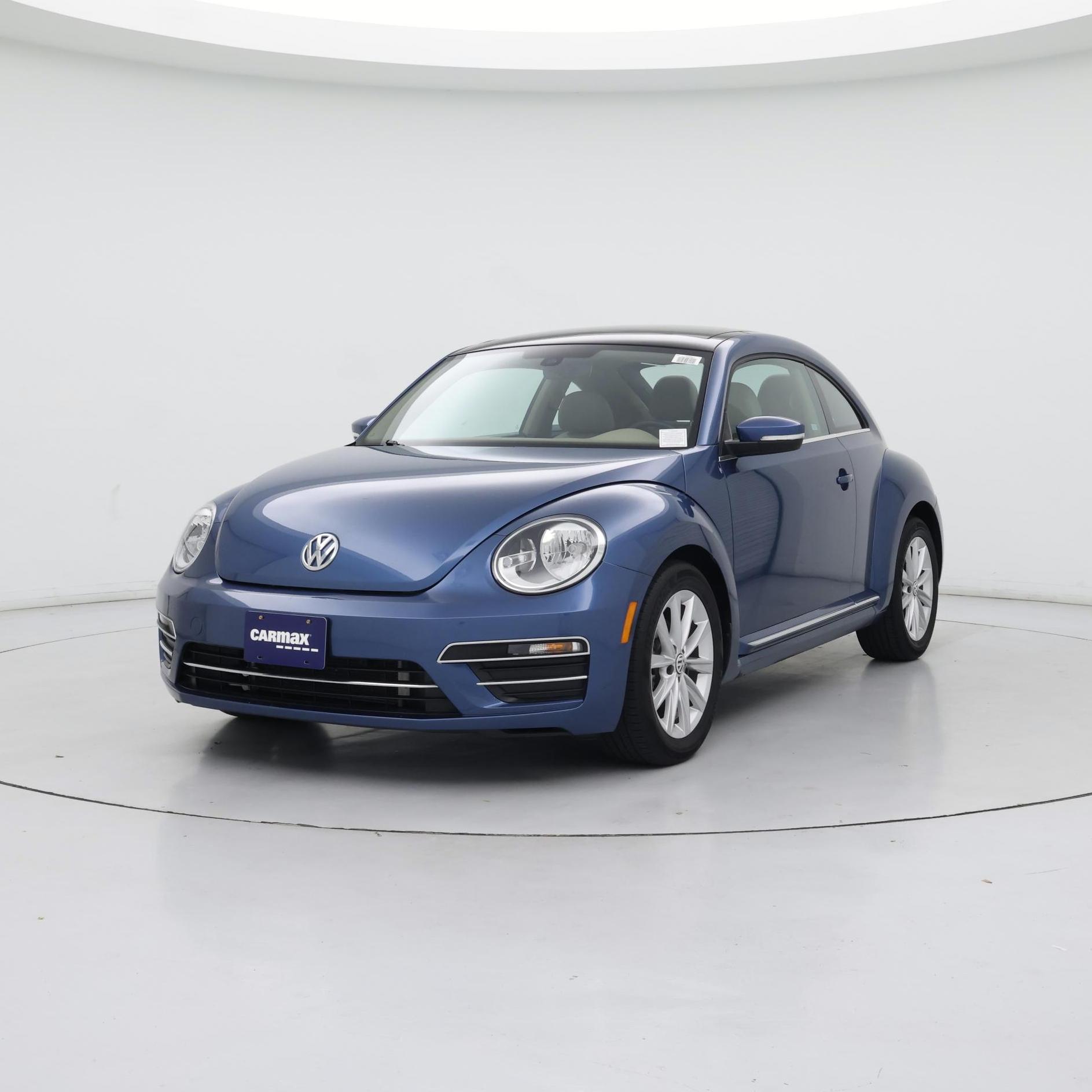 Thumbnail: 2019 Volkswagen Beetle - 4