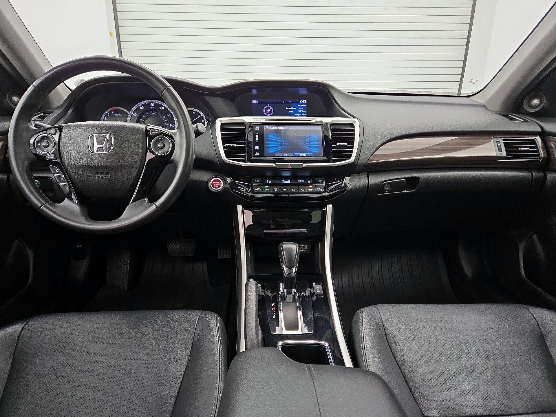 Thumbnail: 2017 Honda Accord - 8