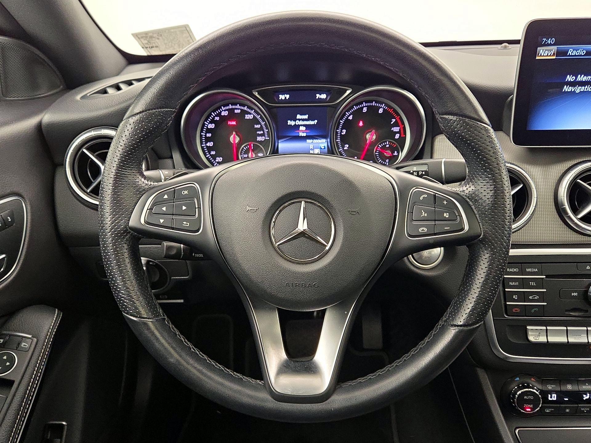Thumbnail: 2019 Mercedes-Benz CLA - 10