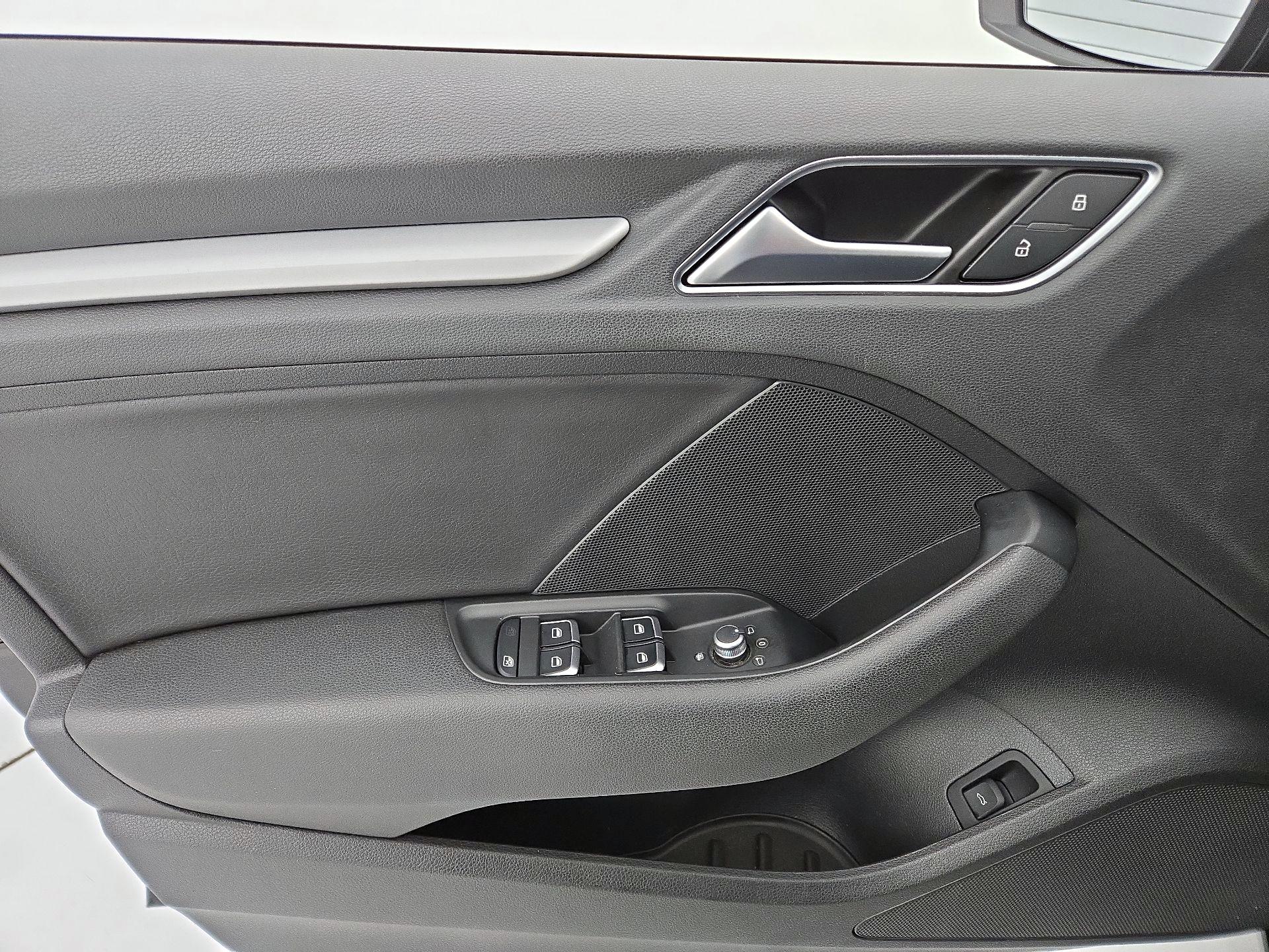 Thumbnail: 2016 Audi A3 - 12