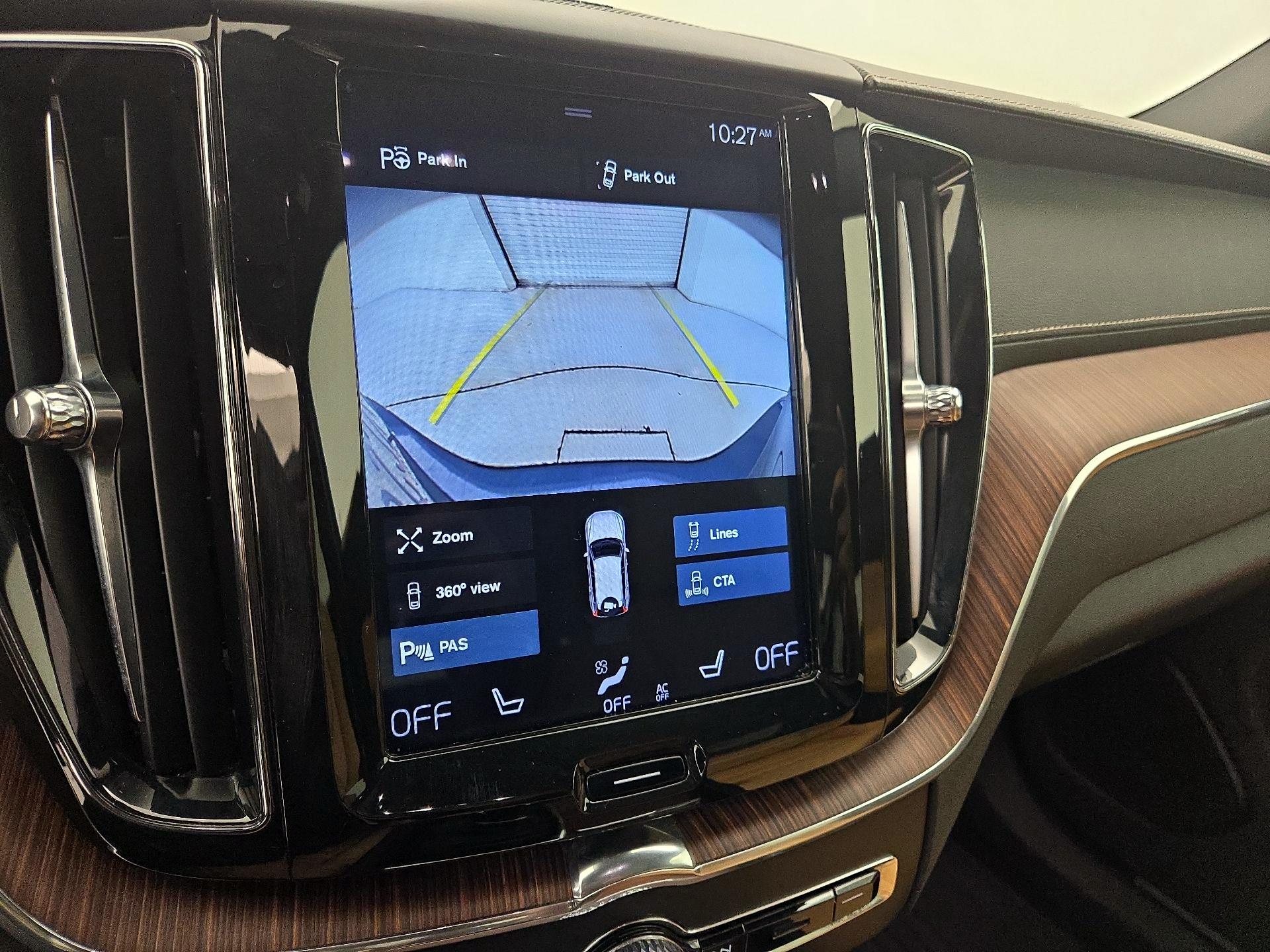 Thumbnail: 2020 Volvo XC60 - 12