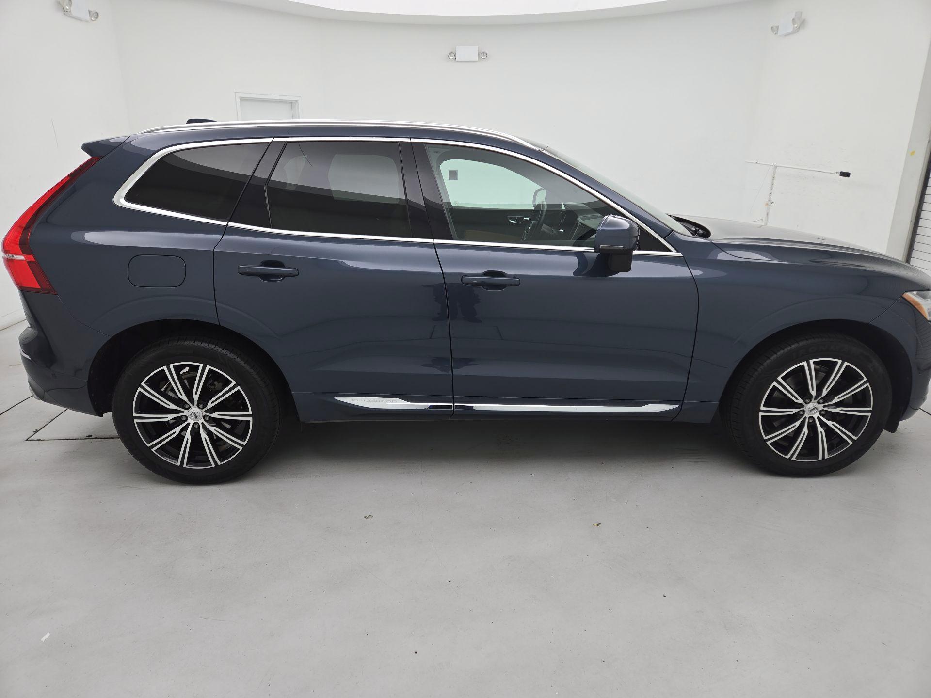 Thumbnail: 2020 Volvo XC60 - 4