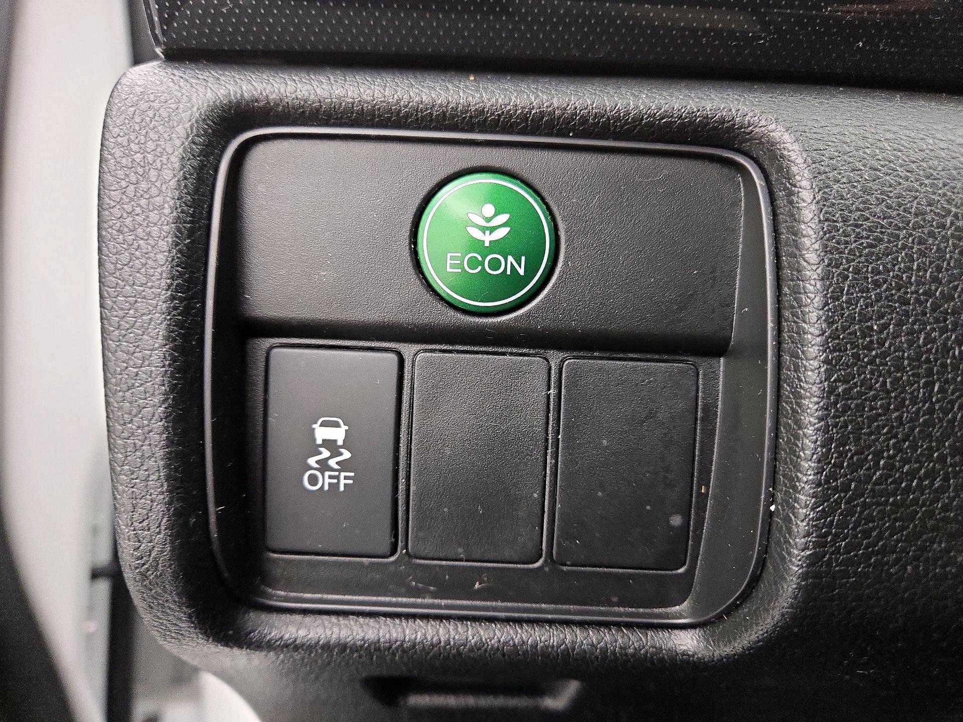 Thumbnail: 2015 Honda Accord - 13