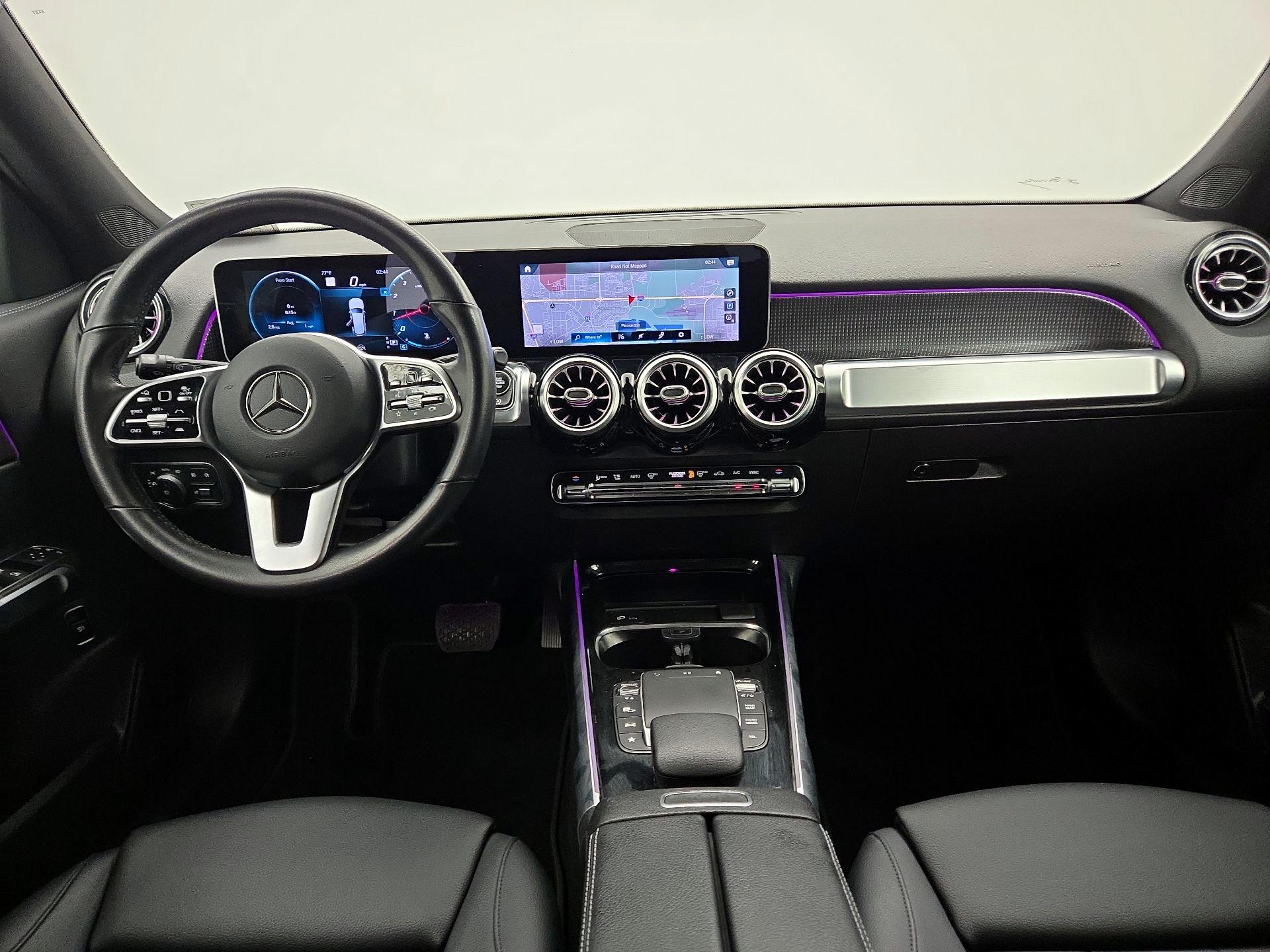 Thumbnail: 2021 Mercedes-Benz GLB - 9