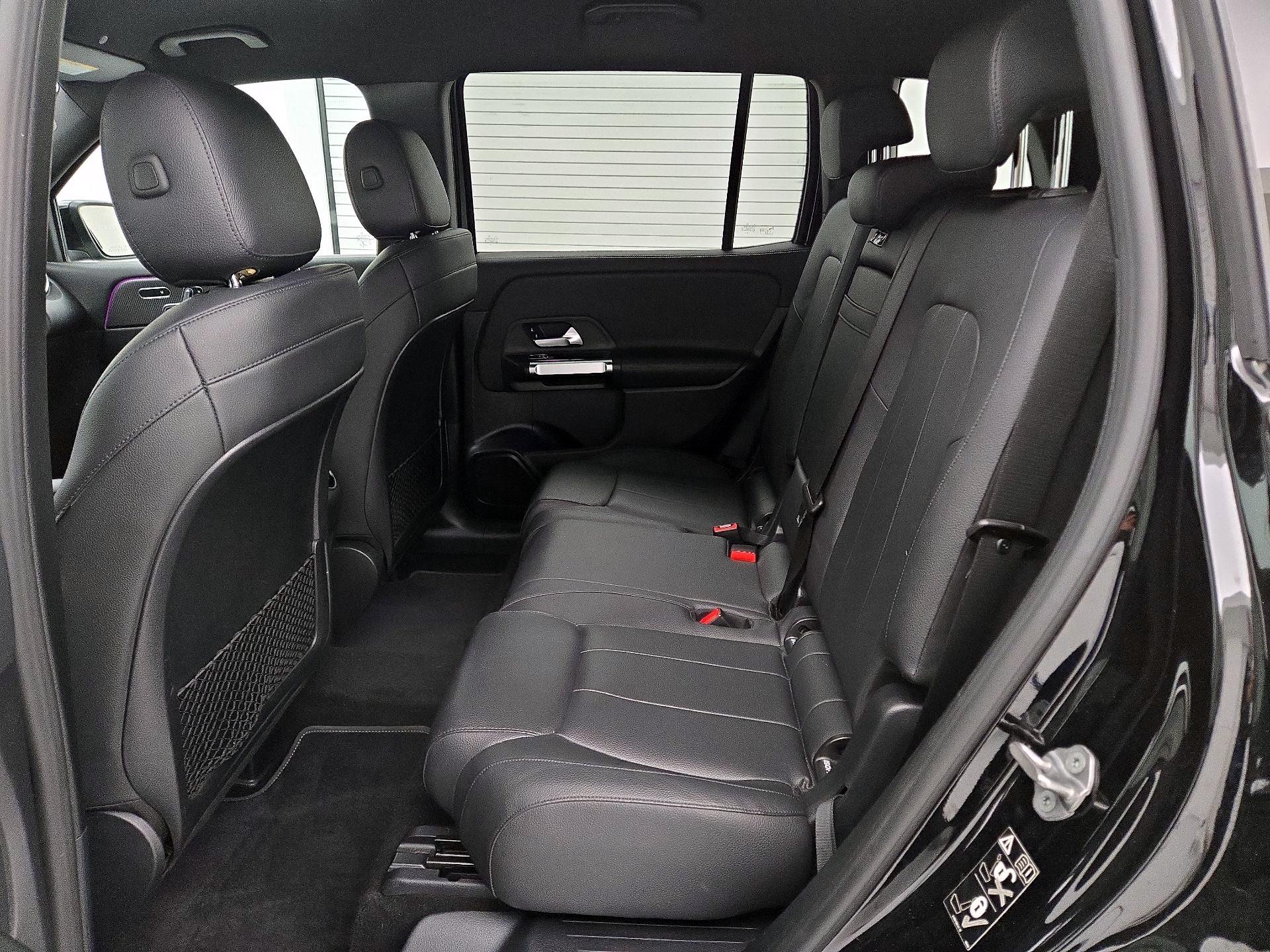 Thumbnail: 2021 Mercedes-Benz GLB - 19