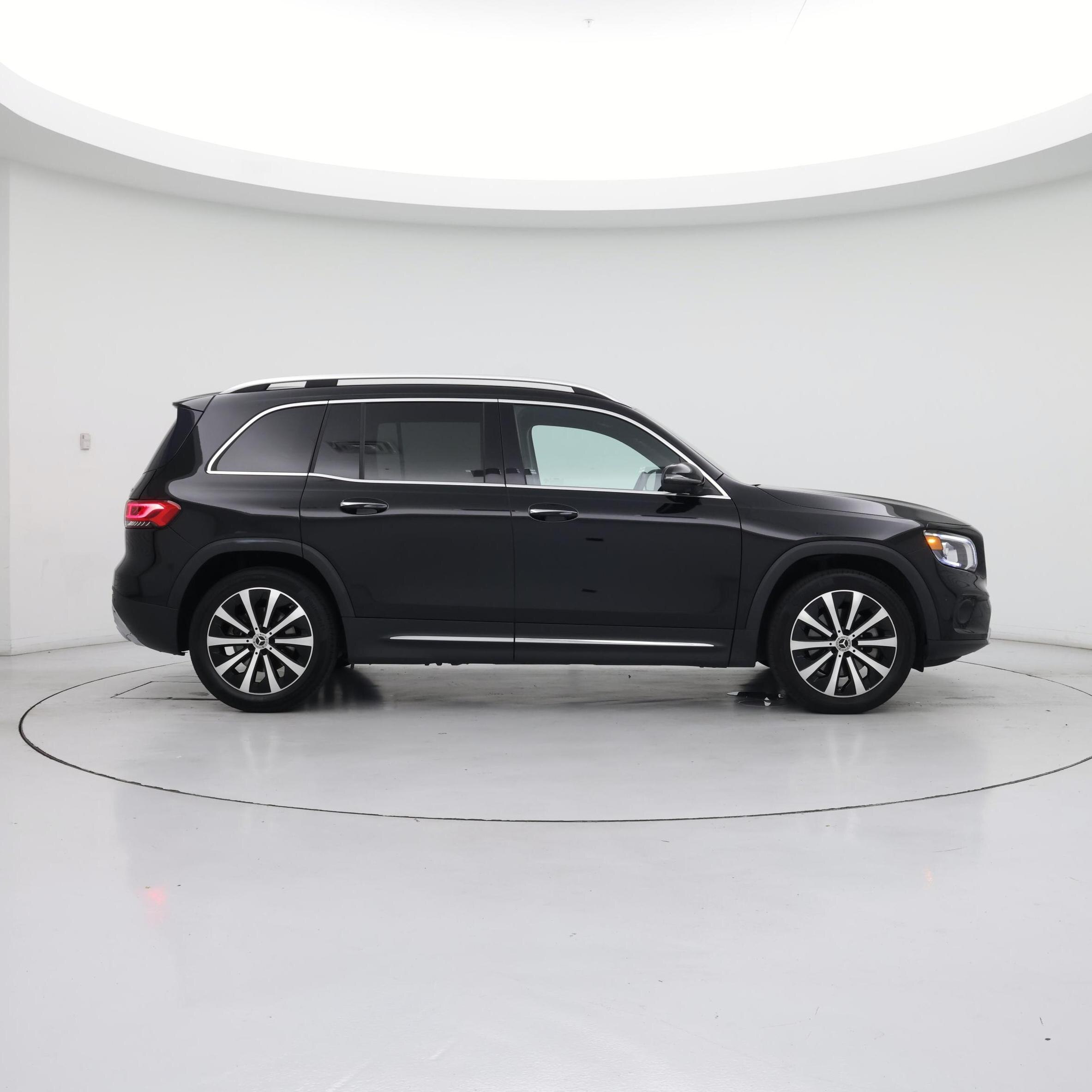 Thumbnail: 2021 Mercedes-Benz GLB - 7