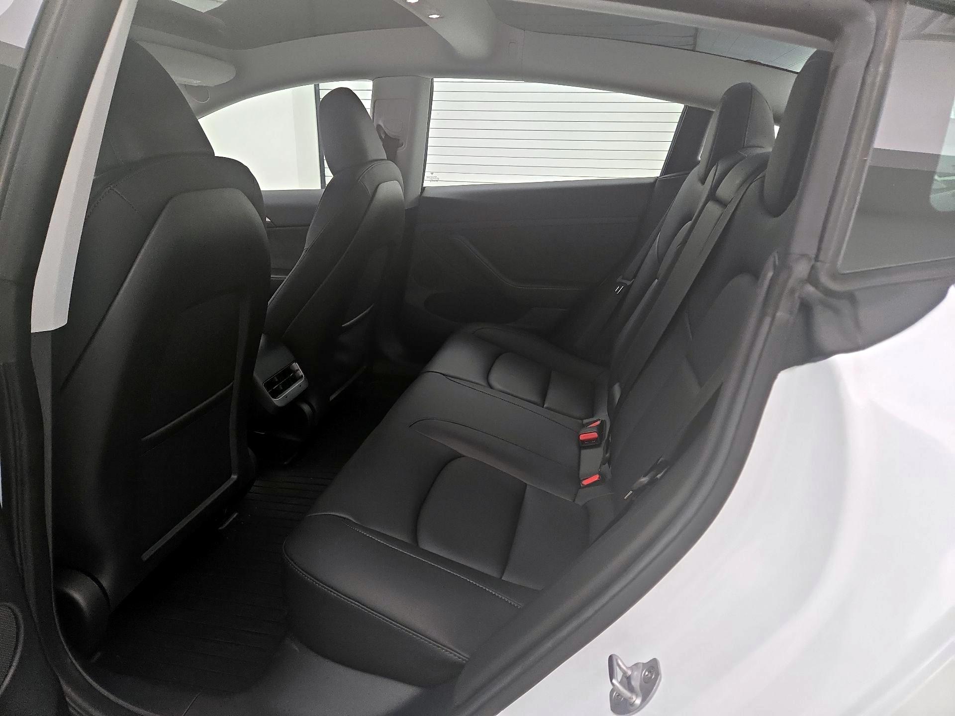 Thumbnail: 2023 Tesla Model 3 - 20