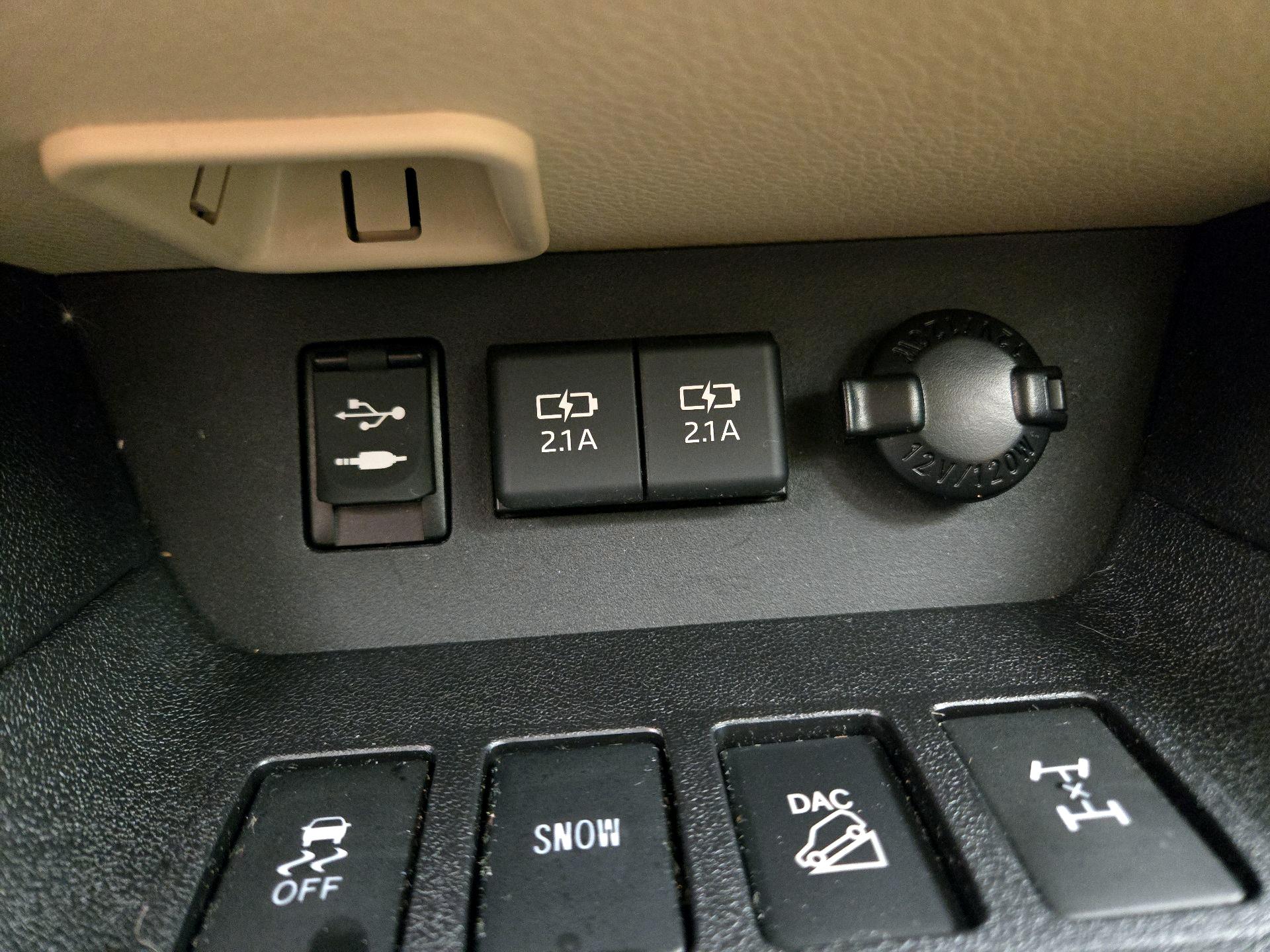 Thumbnail: 2019 Toyota Highlander - 19