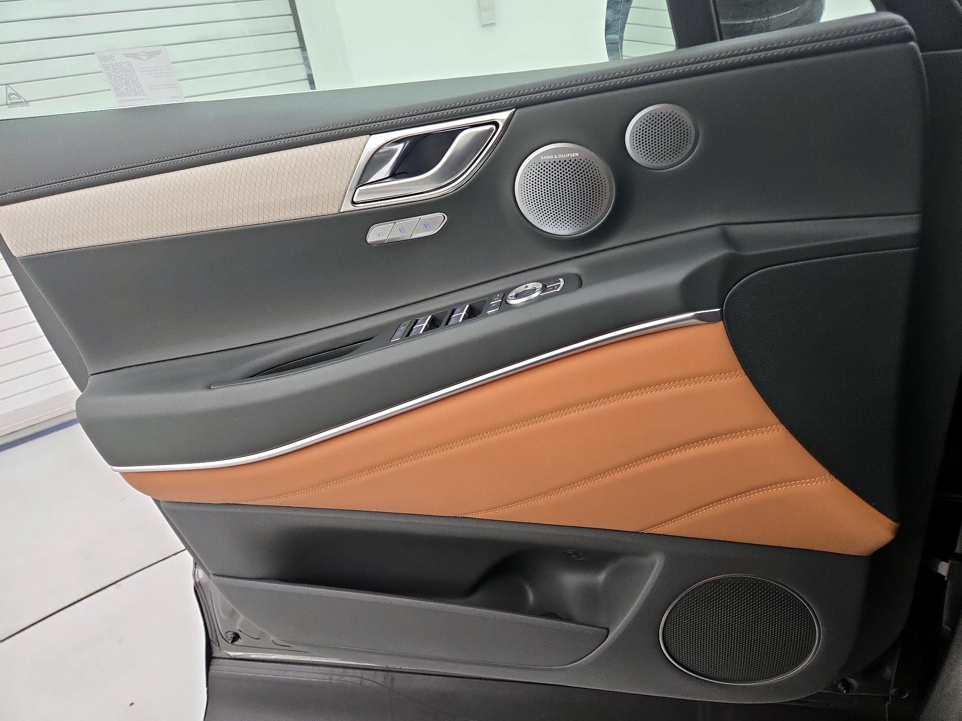 Thumbnail: 2025 Genesis GV80 - 12