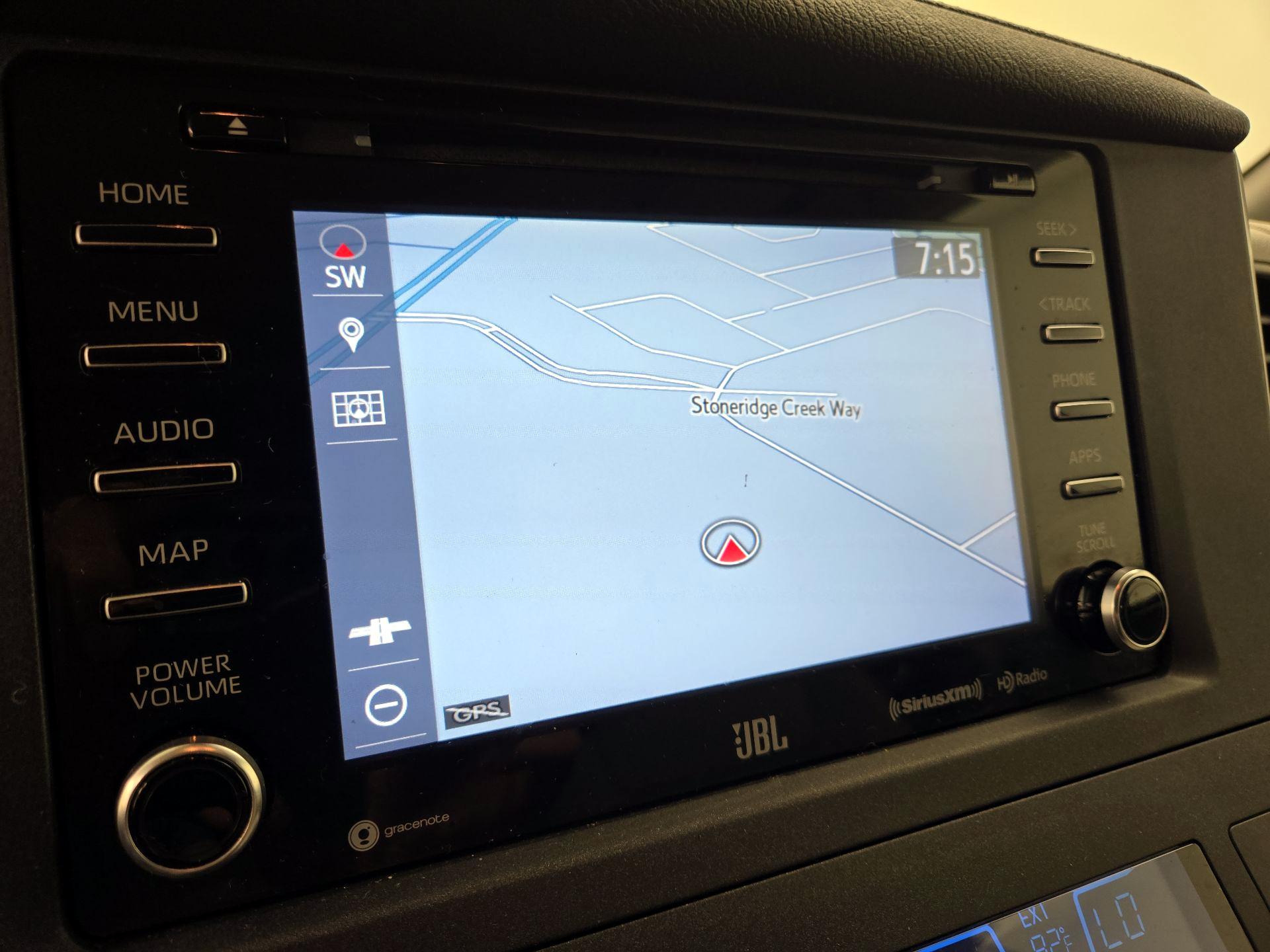 Thumbnail: 2020 Toyota Sienna - 12
