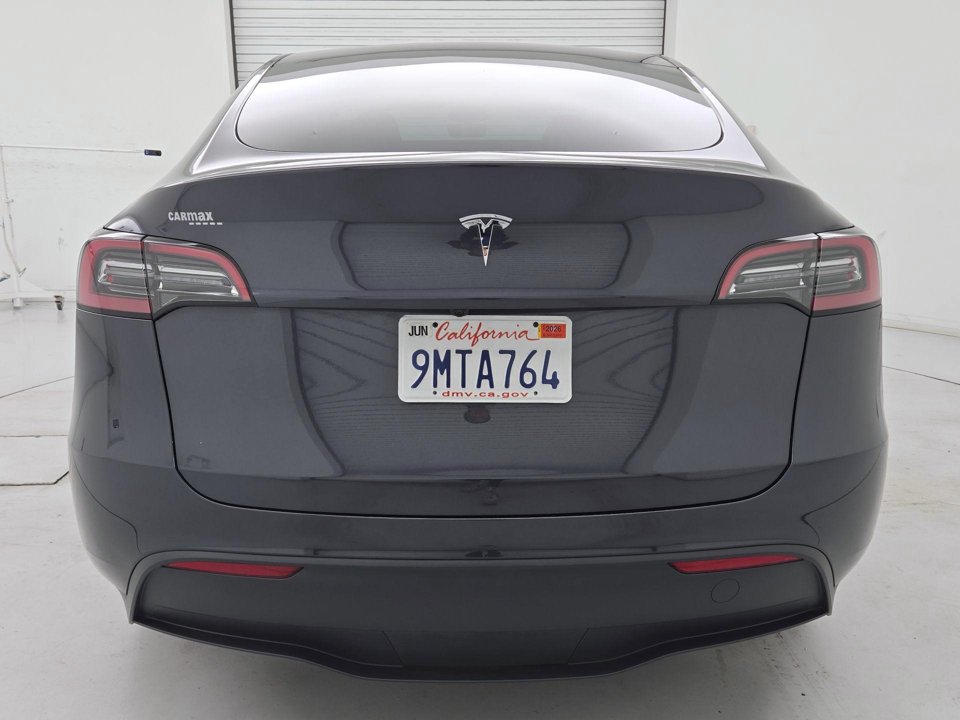 Thumbnail: 2024 Tesla Model Y - 6