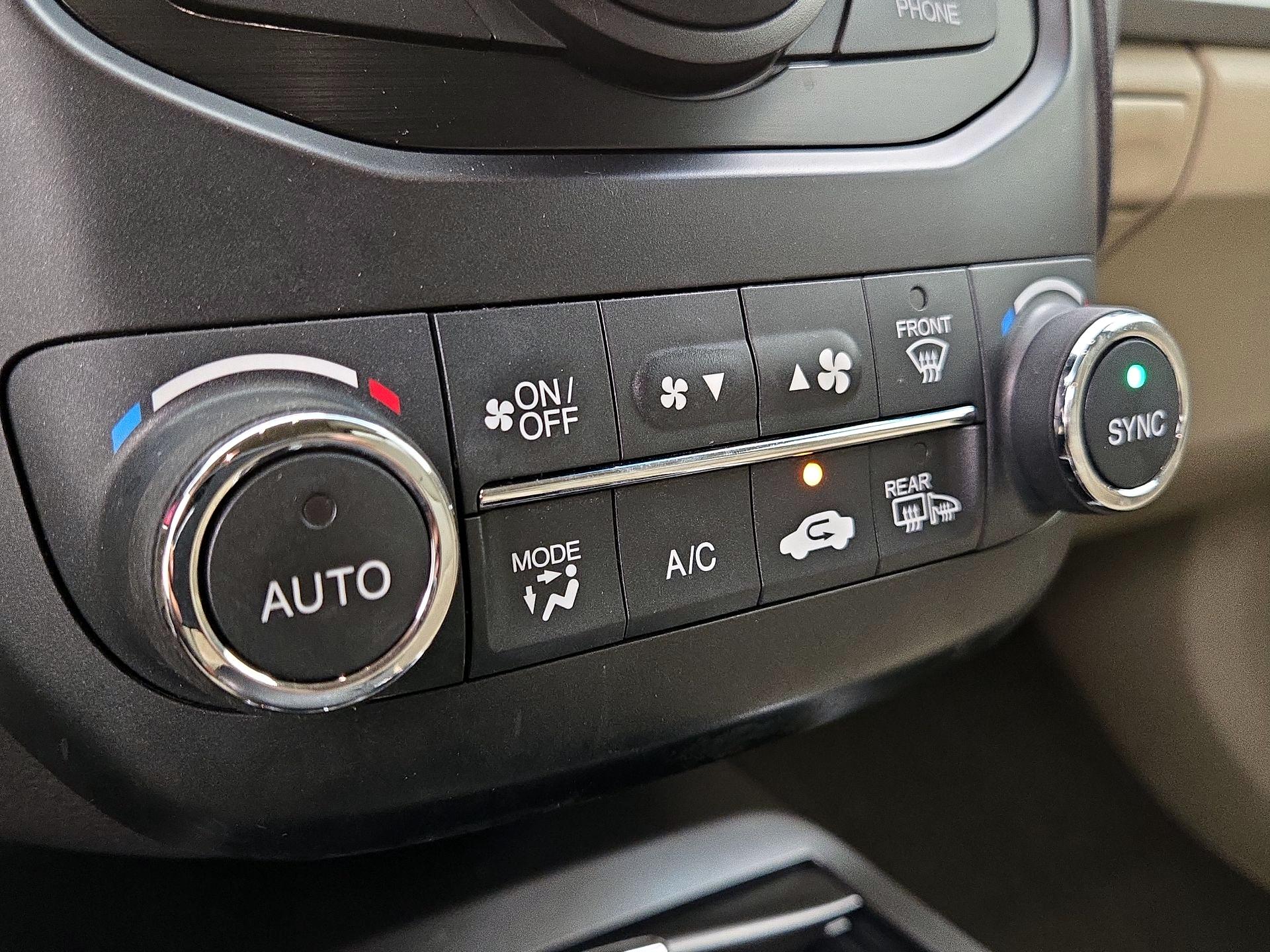 Thumbnail: 2015 Acura RDX - 15