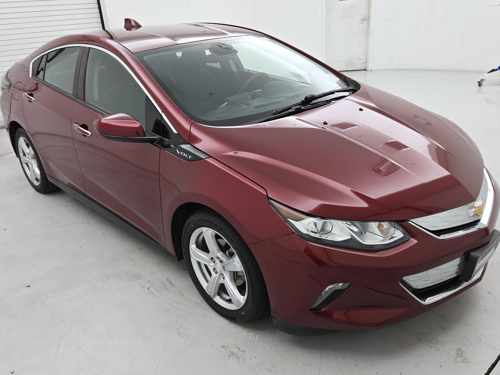 Thumbnail: 2017 Chevrolet Volt - 1