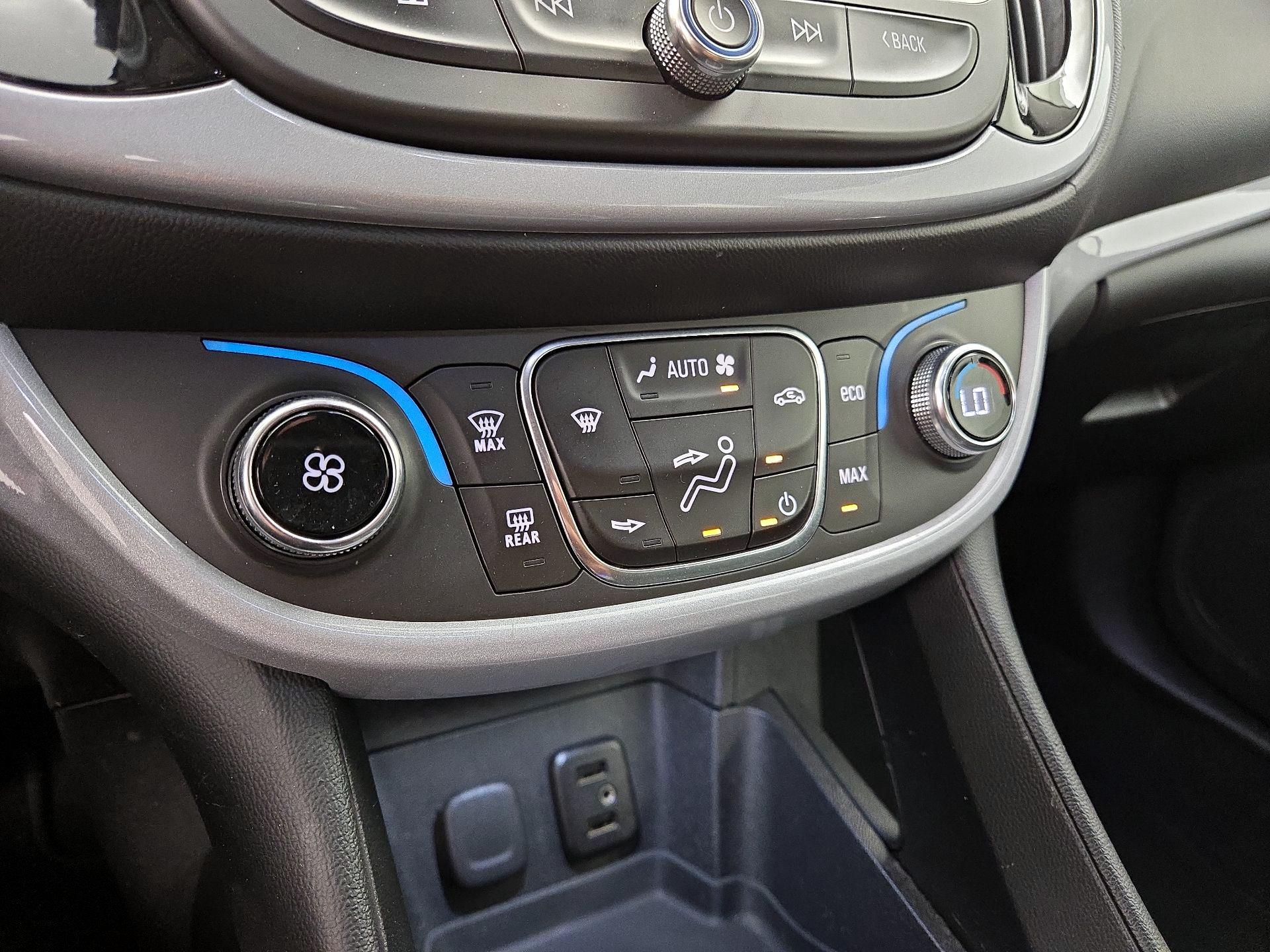 Thumbnail: 2017 Chevrolet Volt - 13