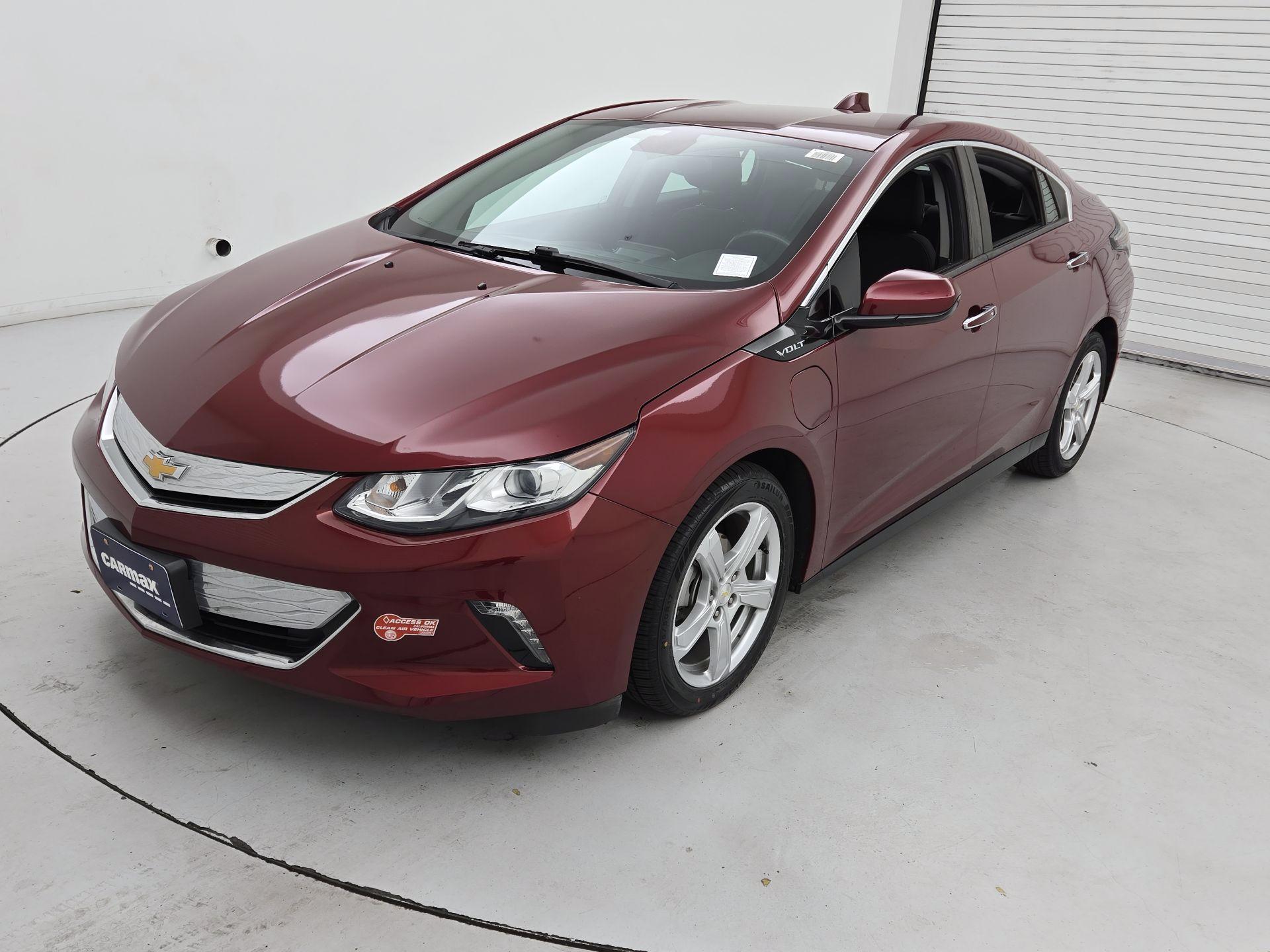 Thumbnail: 2017 Chevrolet Volt - 3