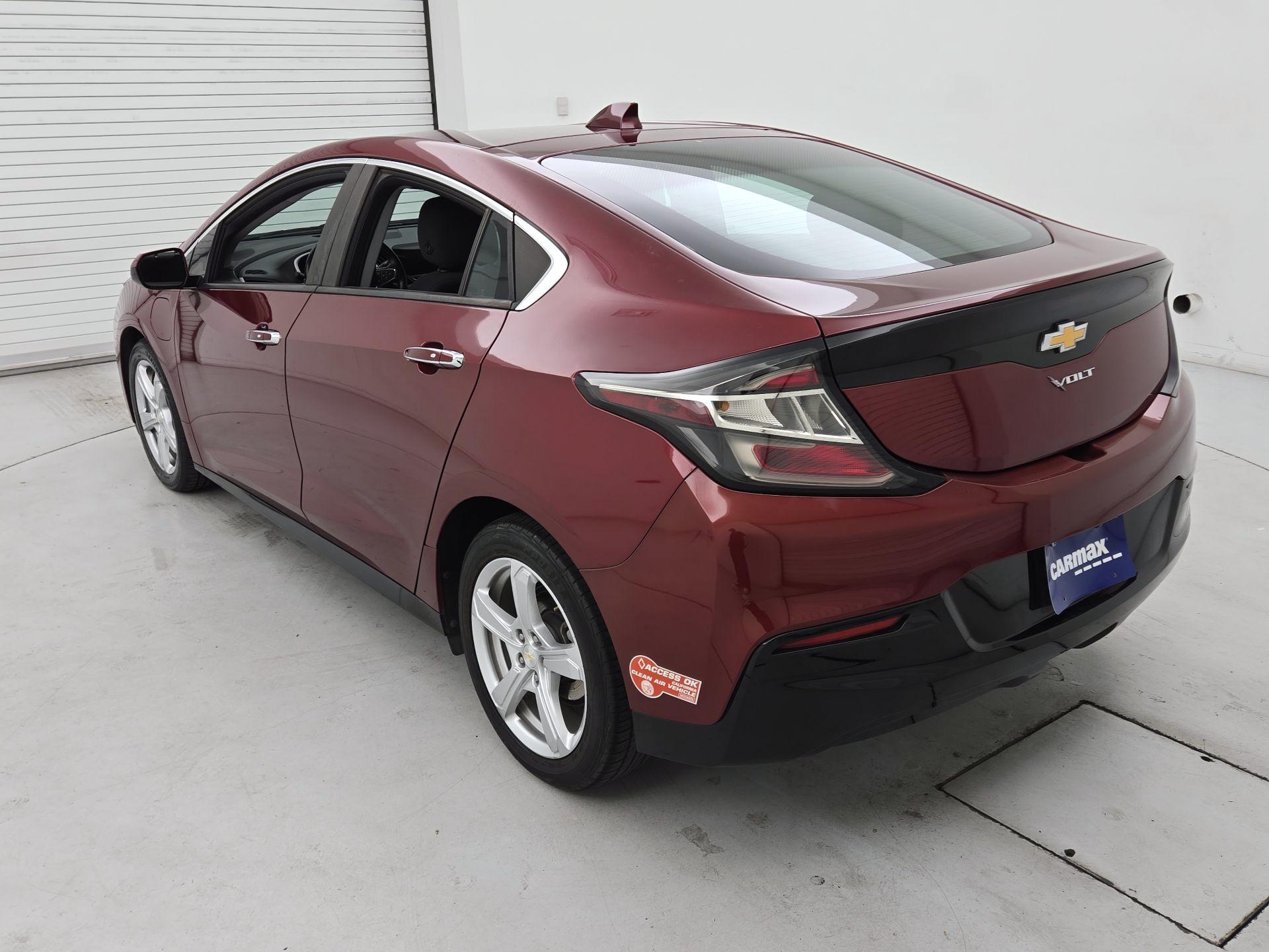 Thumbnail: 2017 Chevrolet Volt - 7