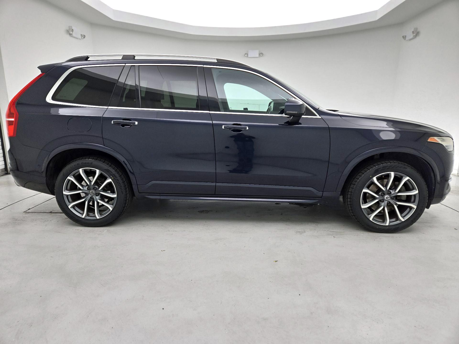 Thumbnail: 2017 Volvo XC90 - 4
