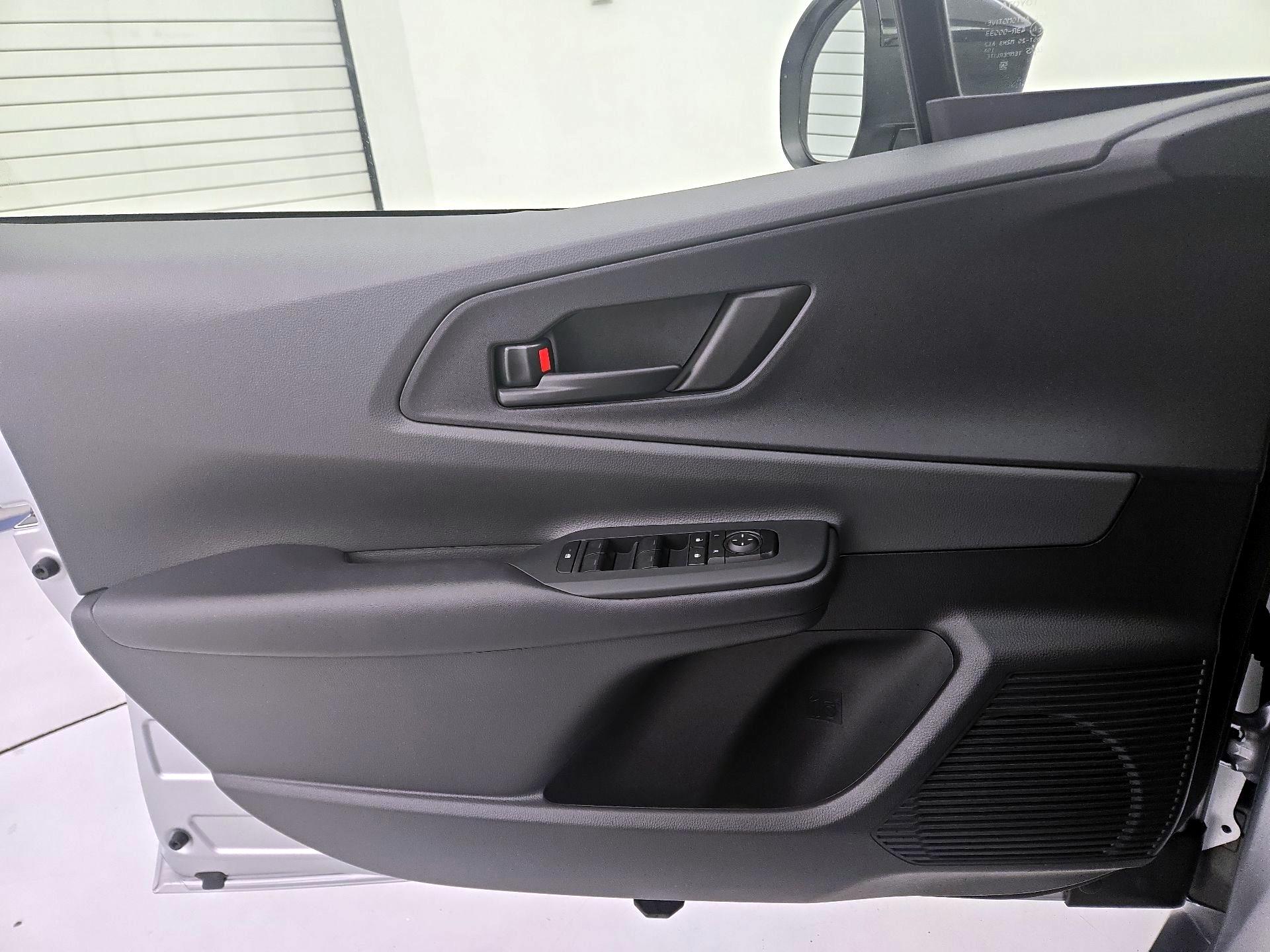Thumbnail: 2024 Toyota Prius - 12