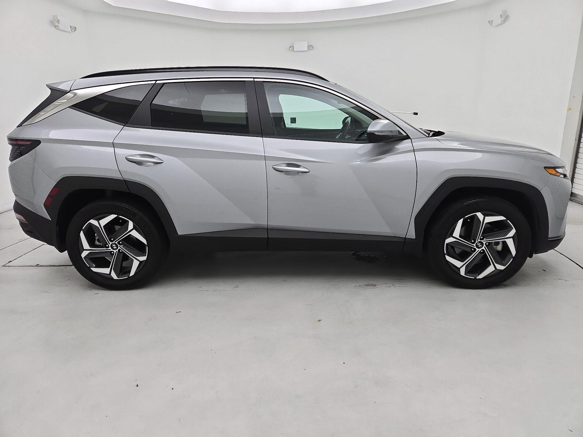 Thumbnail: 2022 Hyundai Tucson - 4