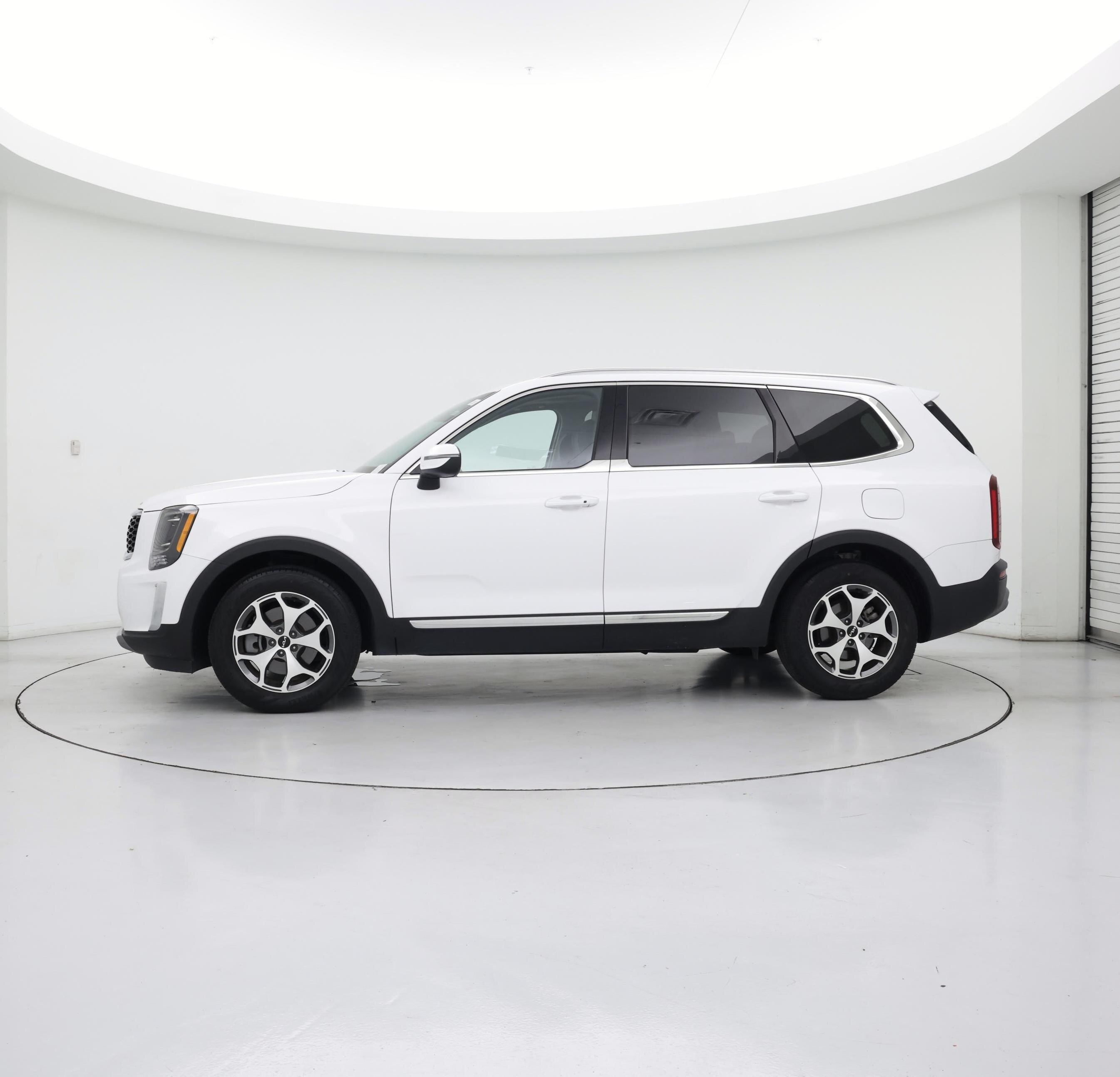Thumbnail: 2022 Kia Telluride - 3