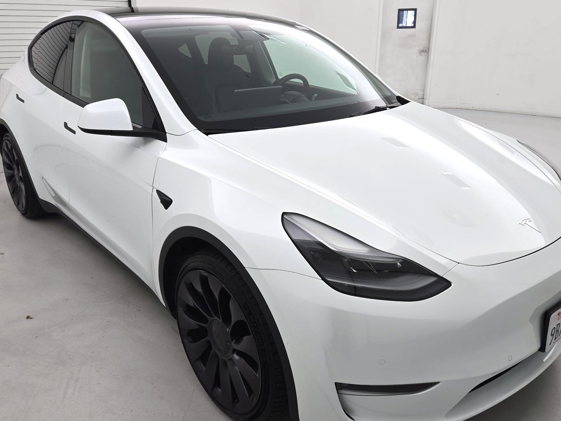 Thumbnail: 2022 Tesla Model Y - 1