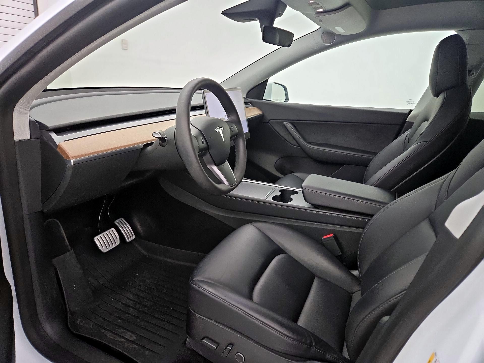 Thumbnail: 2022 Tesla Model Y - 9