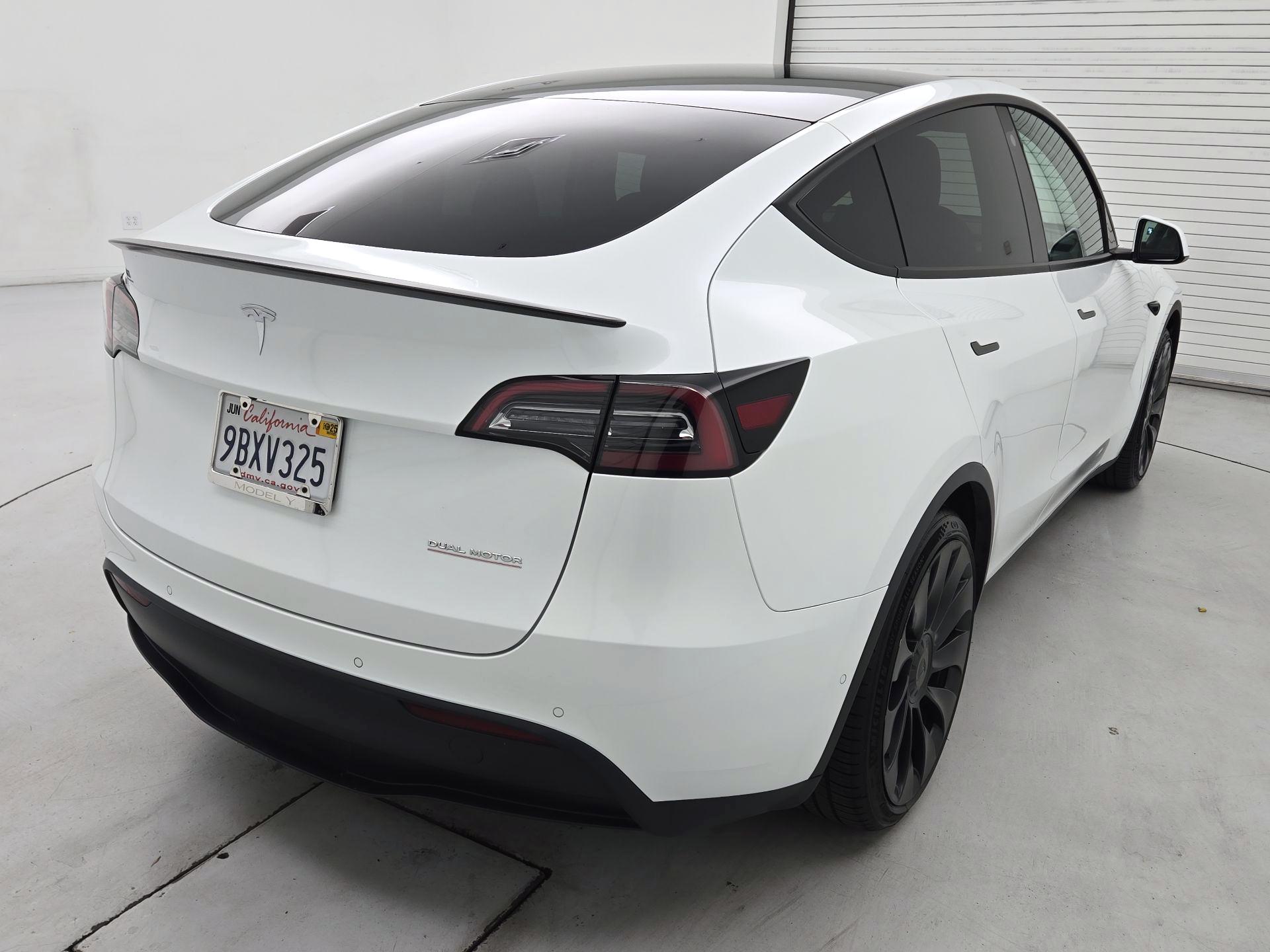 Thumbnail: 2022 Tesla Model Y - 5