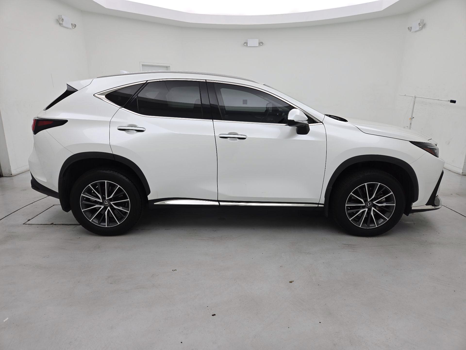 Thumbnail: 2022 Lexus NX - 4