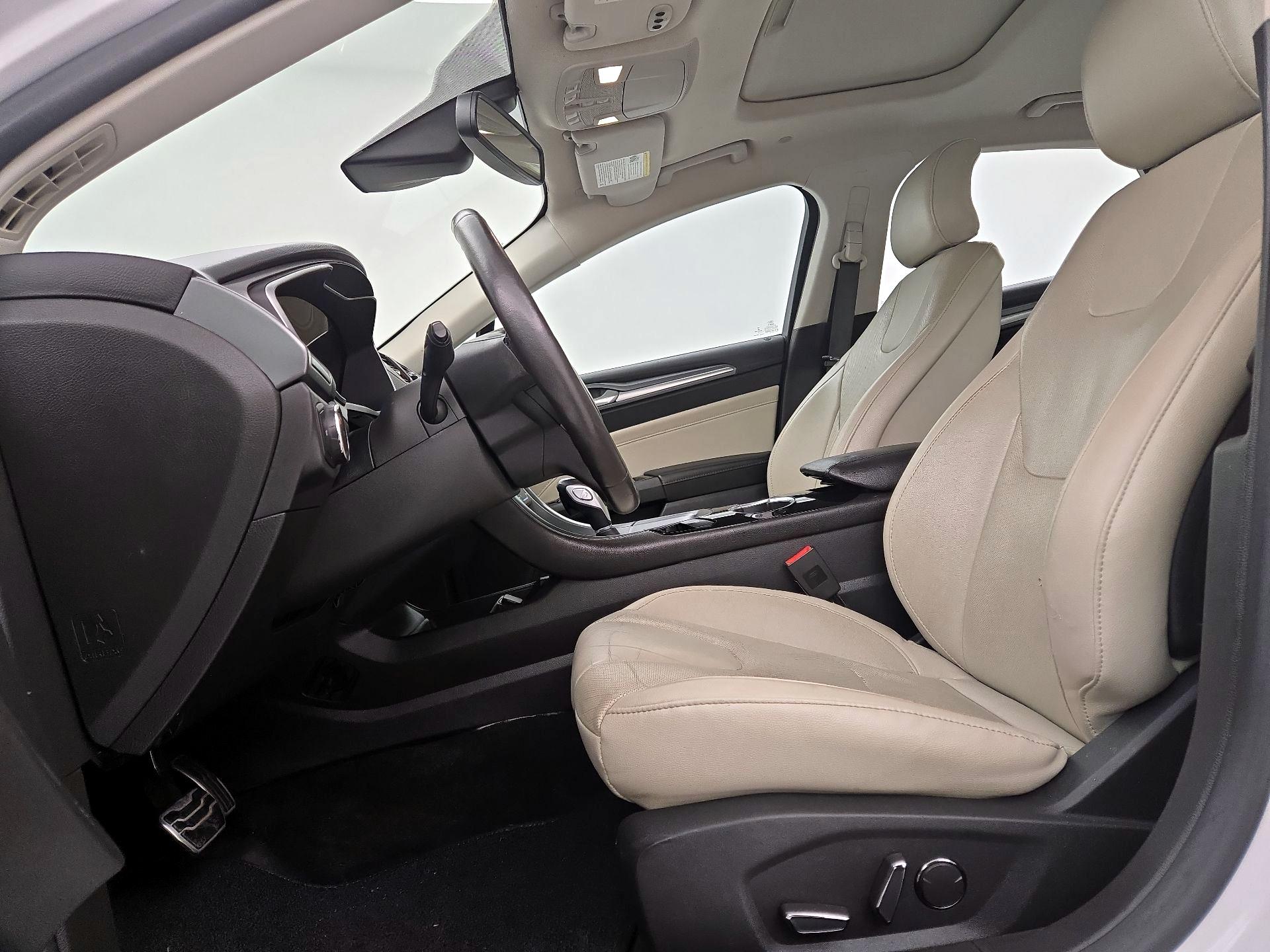 Thumbnail: 2015 Ford Fusion - 9