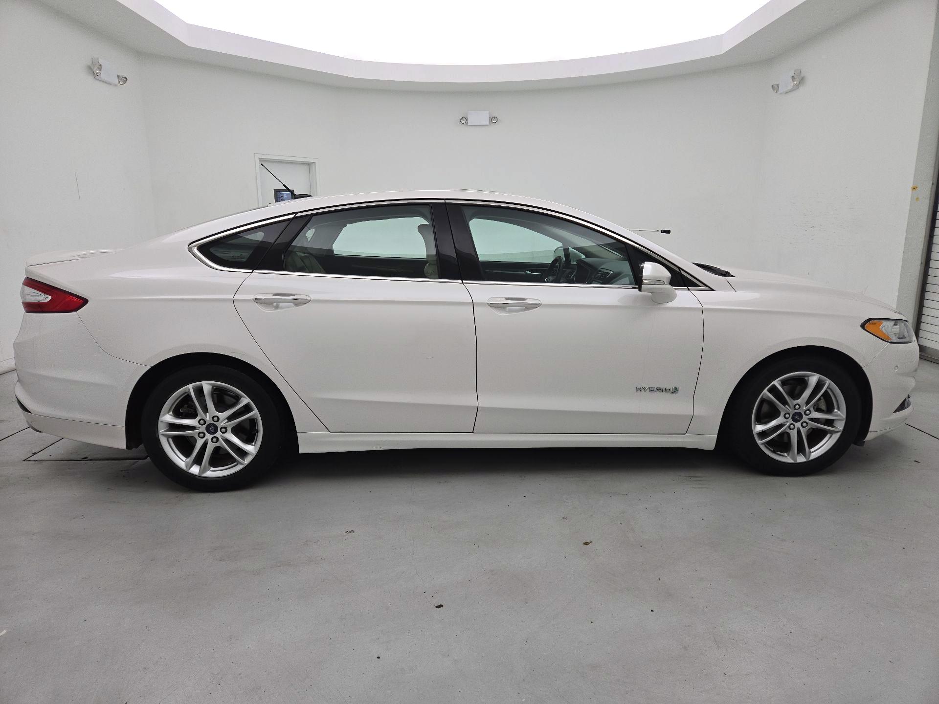 Thumbnail: 2015 Ford Fusion - 4