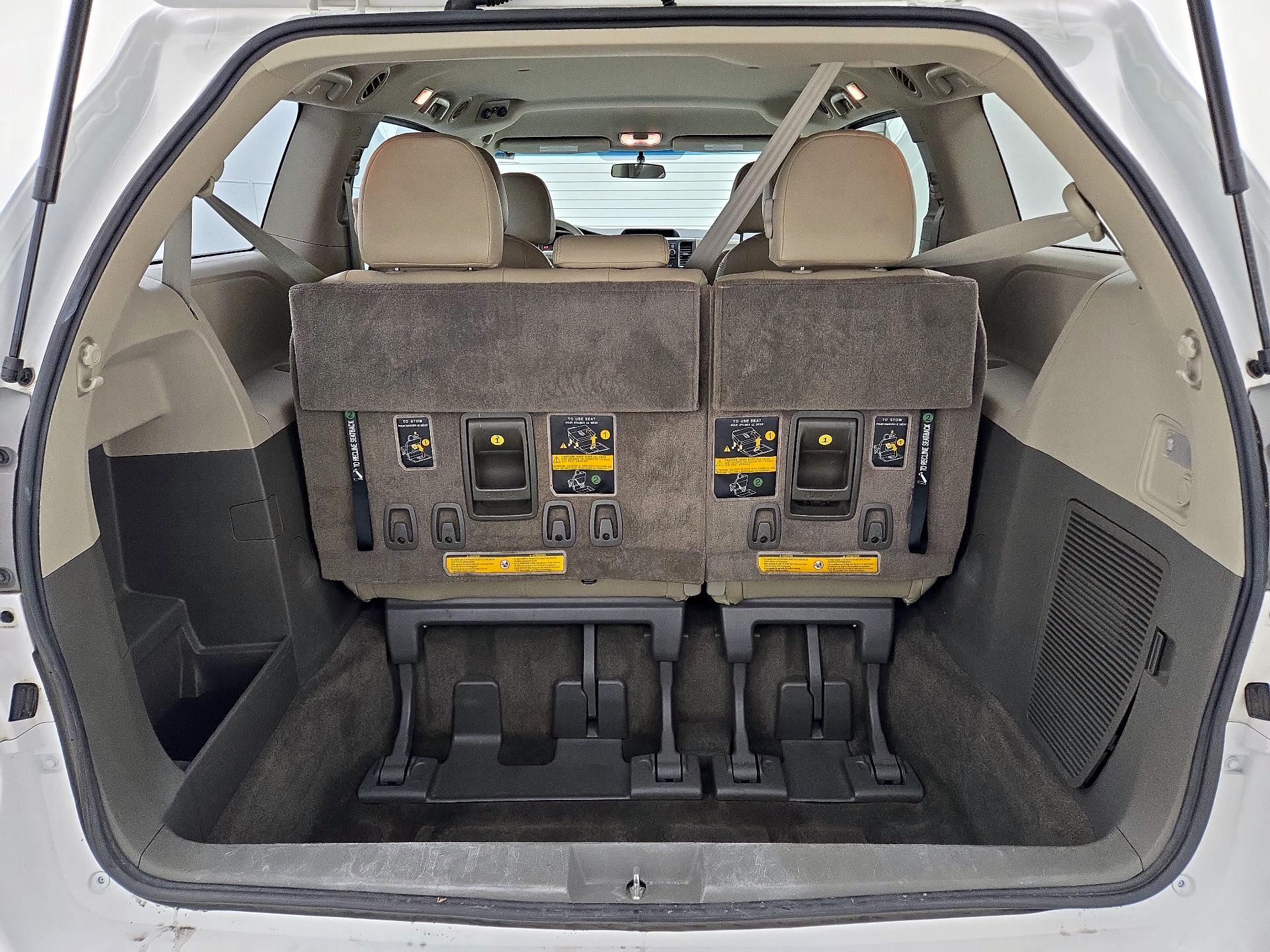 Thumbnail: 2013 Toyota Sienna - 16
